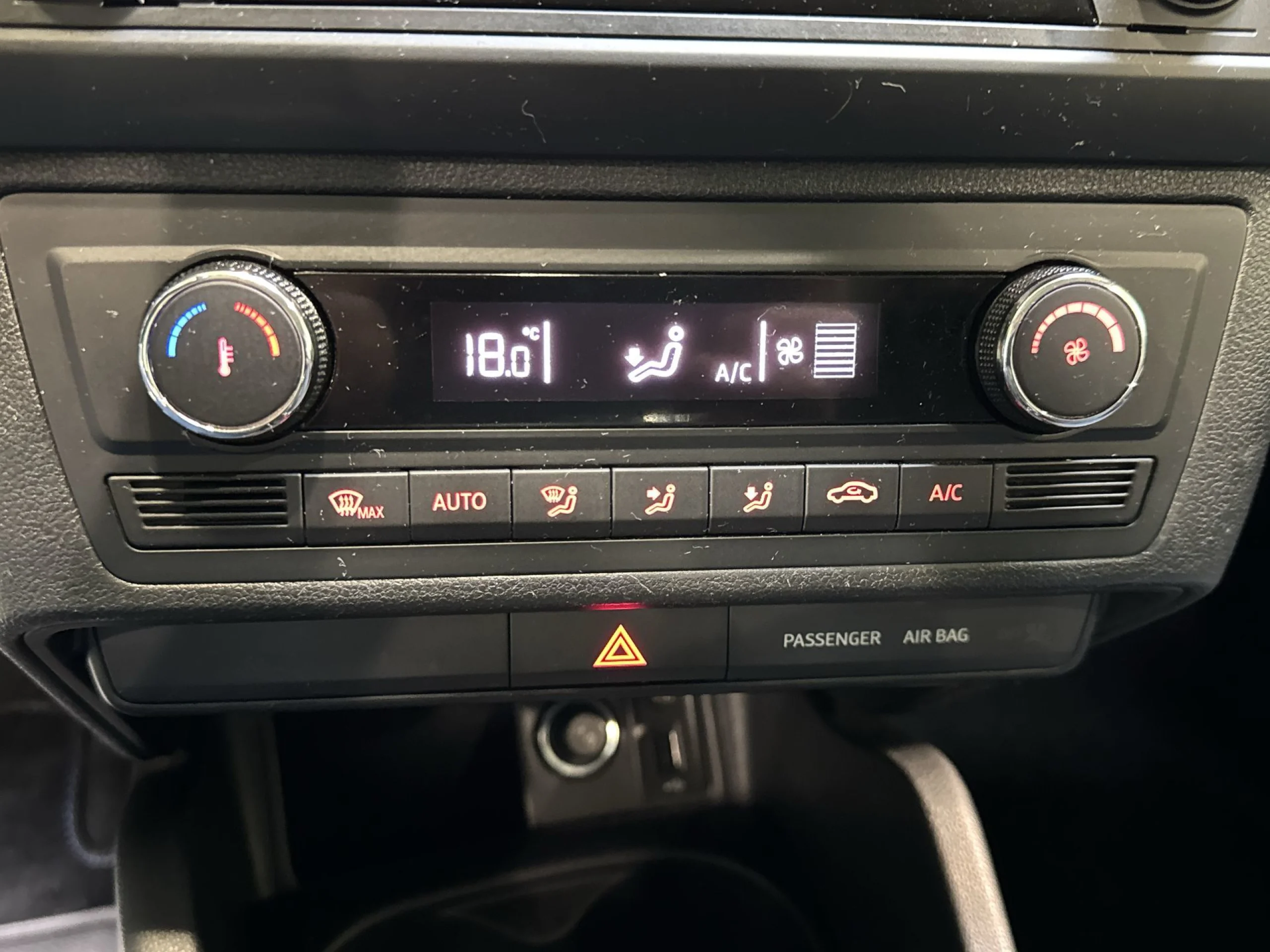 Seat Ibiza 1.2 TSI Style Connect Blue 66 kW (90 CV) - Foto 16