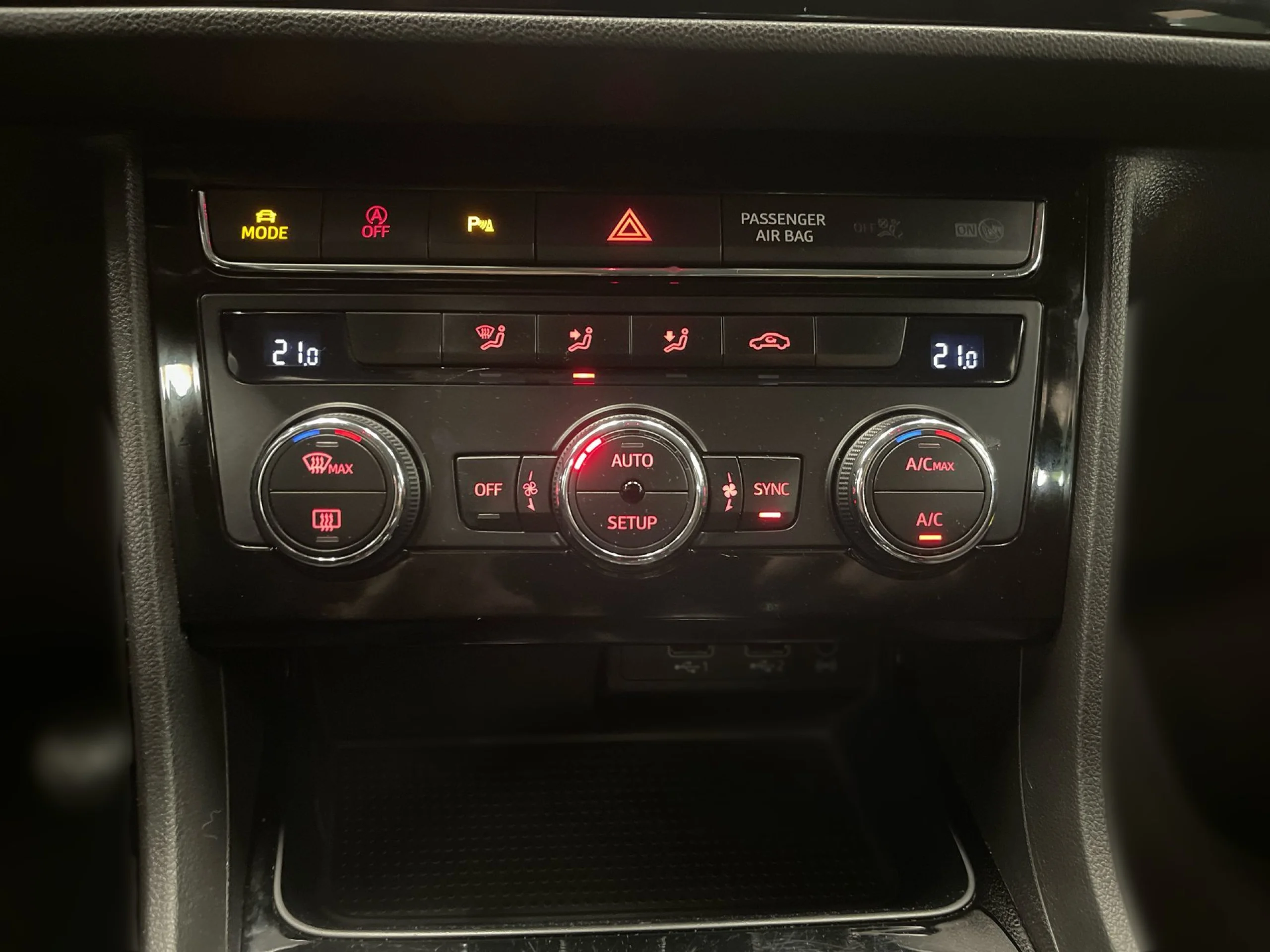 Seat Leon 1.4 TSI SANDS ACT FR Plus 110 kW (150 CV) - Foto 14