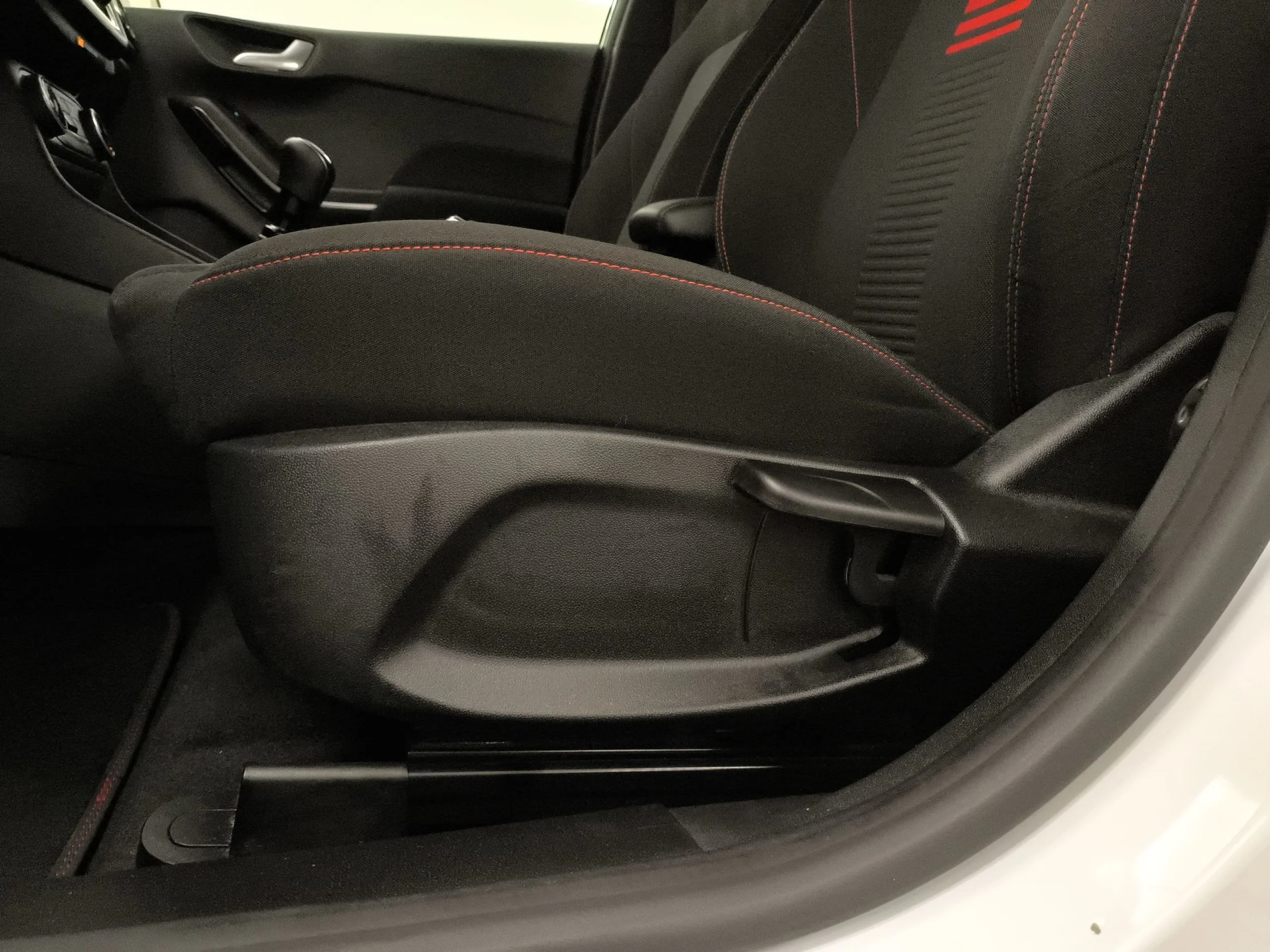 Ford Fiesta 1.0 EcoBoost MHEV ST-Line 92 kW (125 CV) - Foto 9