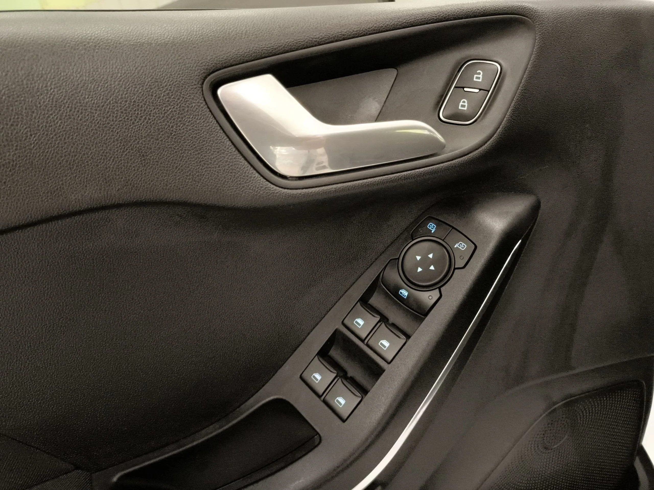 Ford Fiesta 1.0 EcoBoost MHEV ST-Line 92 kW (125 CV) - Foto 10