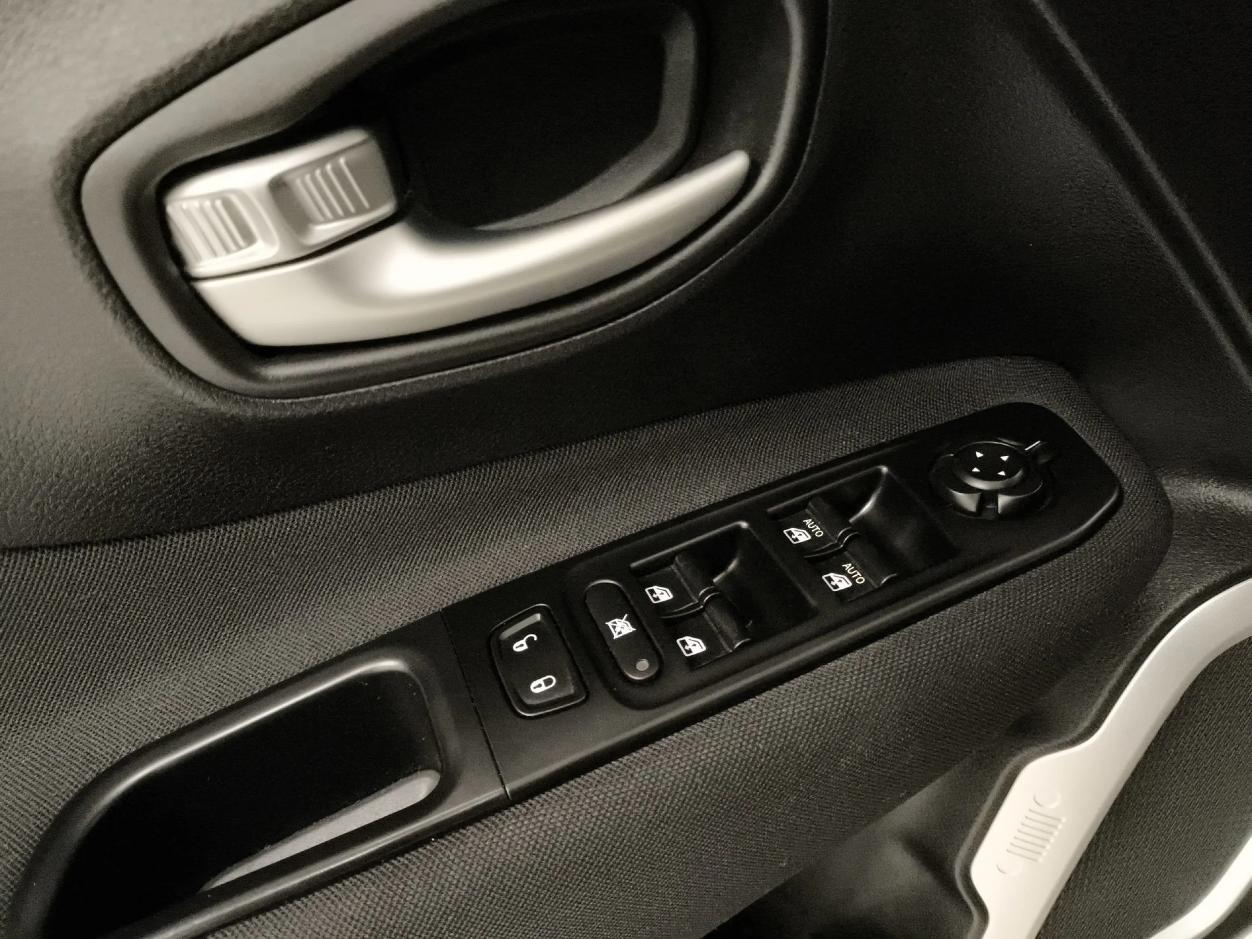 Jeep Renegade 1.0G Sport 4x2 88 kW (120 CV) - Foto 13