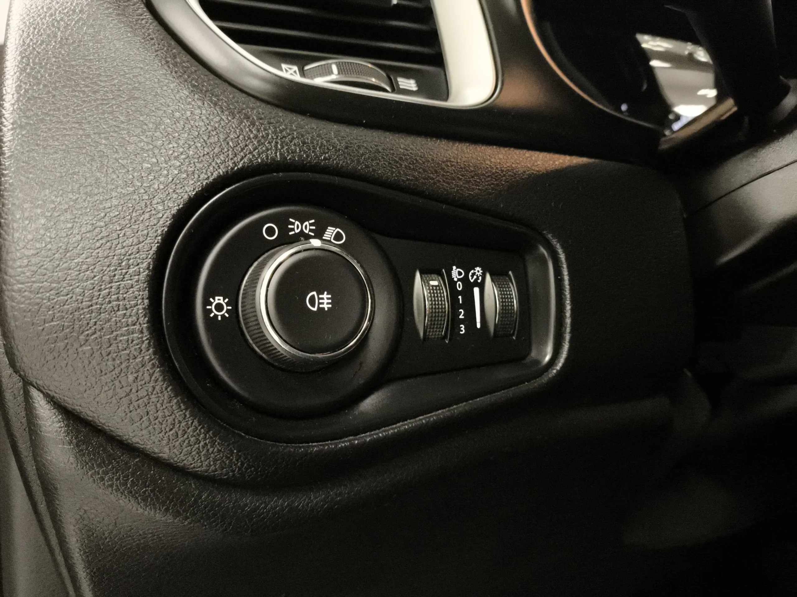 Jeep Renegade 1.0G Sport 4x2 88 kW (120 CV) - Foto 15