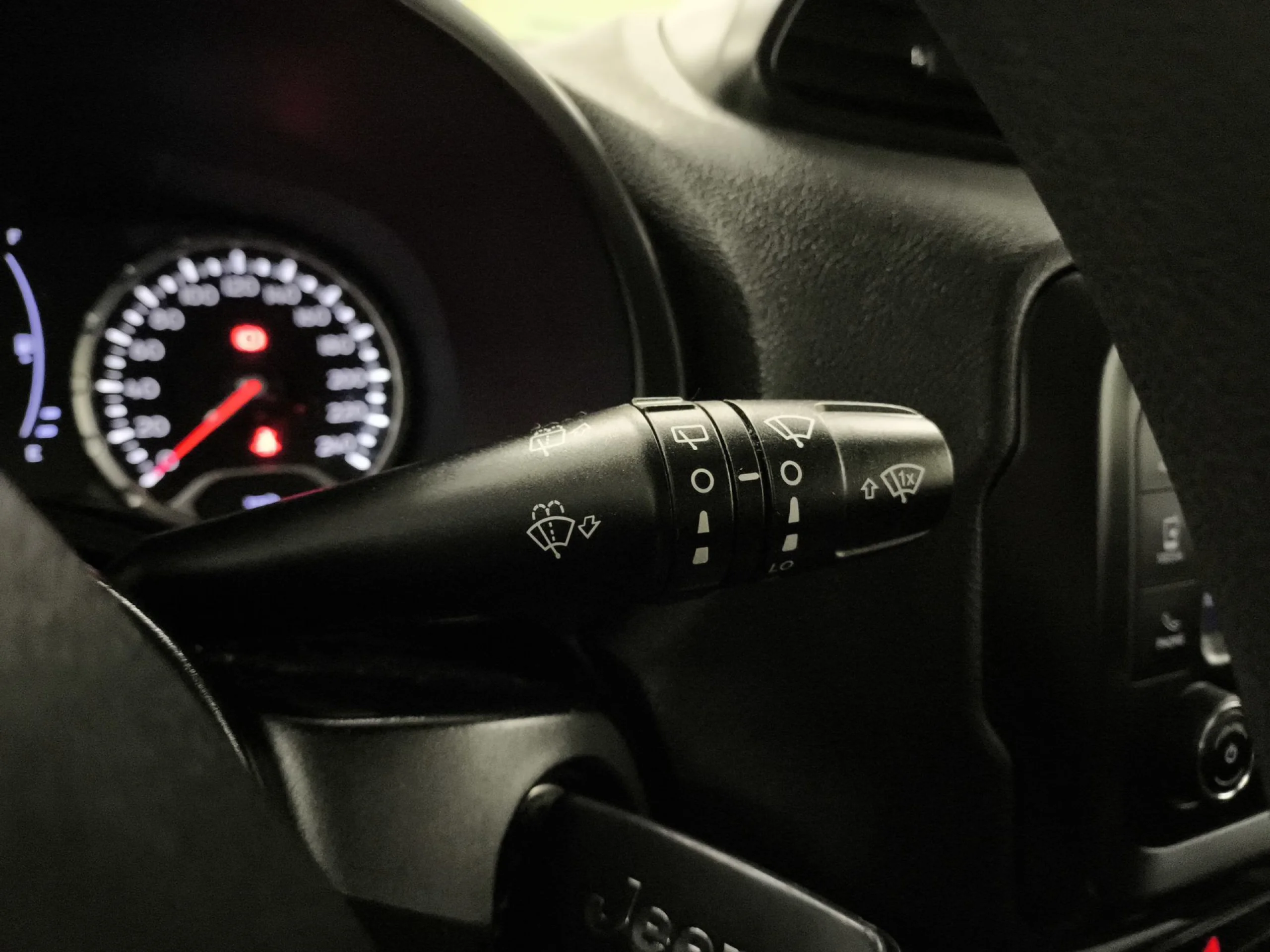 Jeep Renegade 1.0G Sport 4x2 88 kW (120 CV) - Foto 20