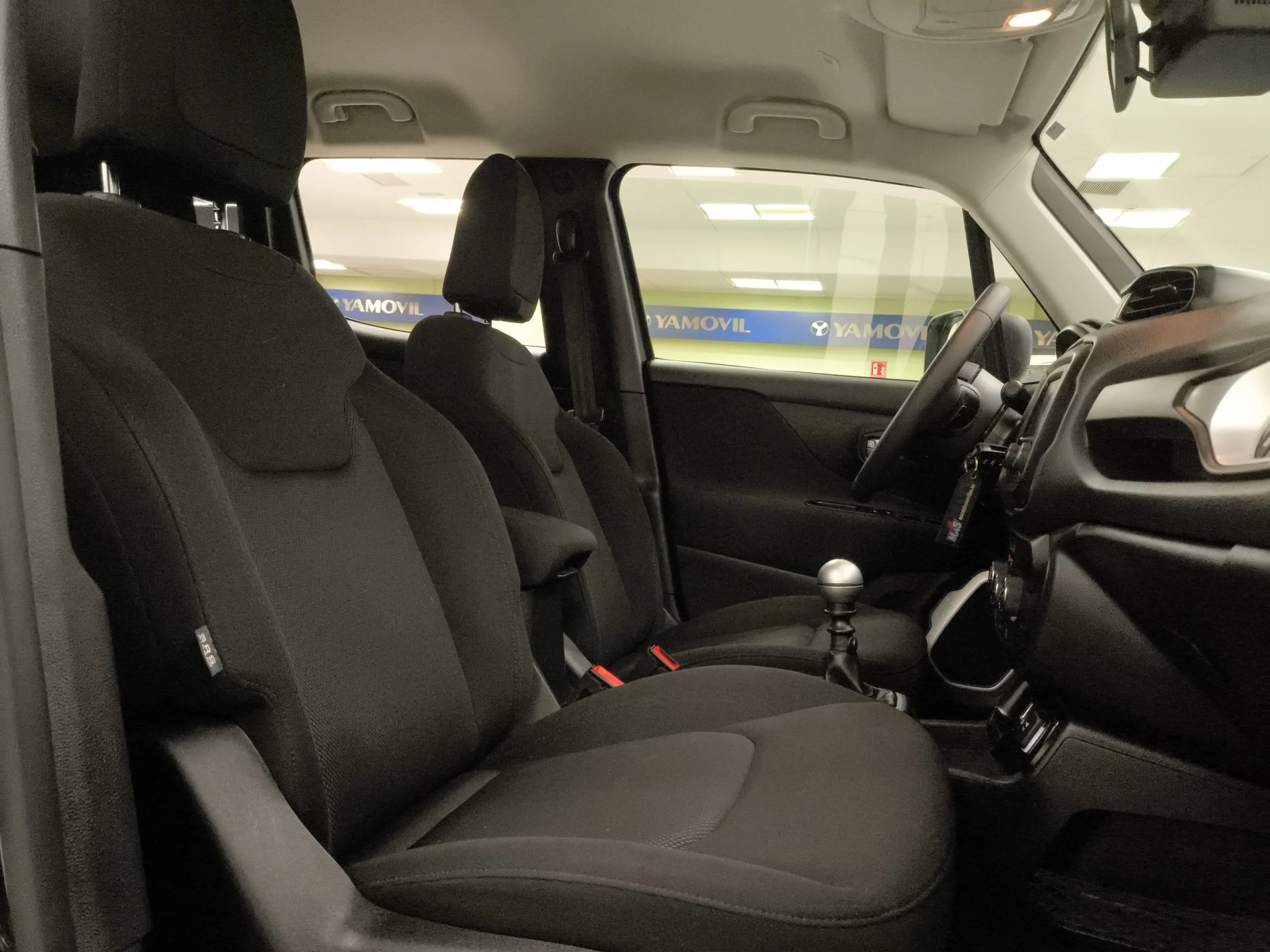 Jeep Renegade 1.0G Sport 4x2 88 kW (120 CV) - Foto 30