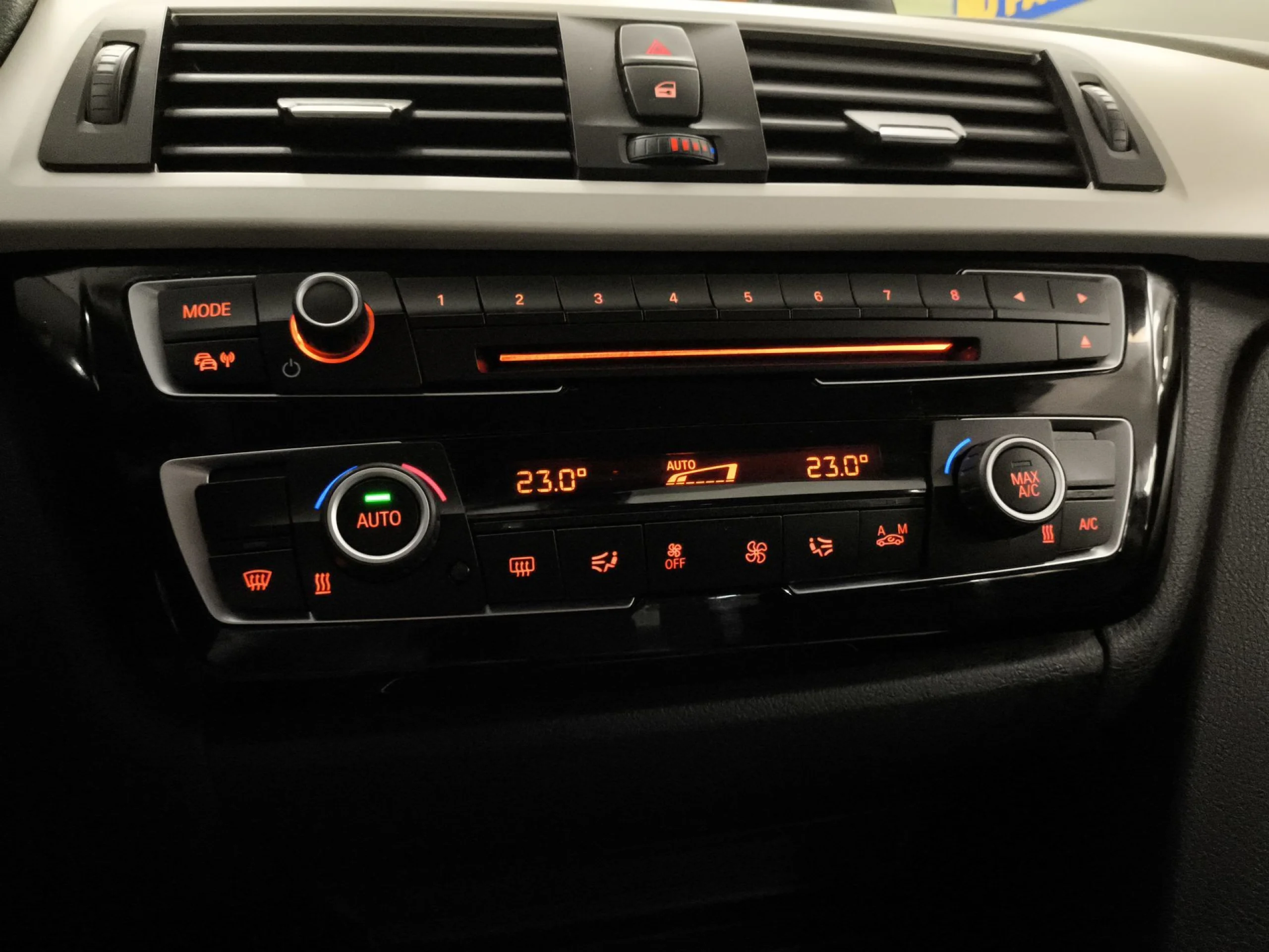 BMW Serie 3 320d 140 kW (190 CV) - Foto 15