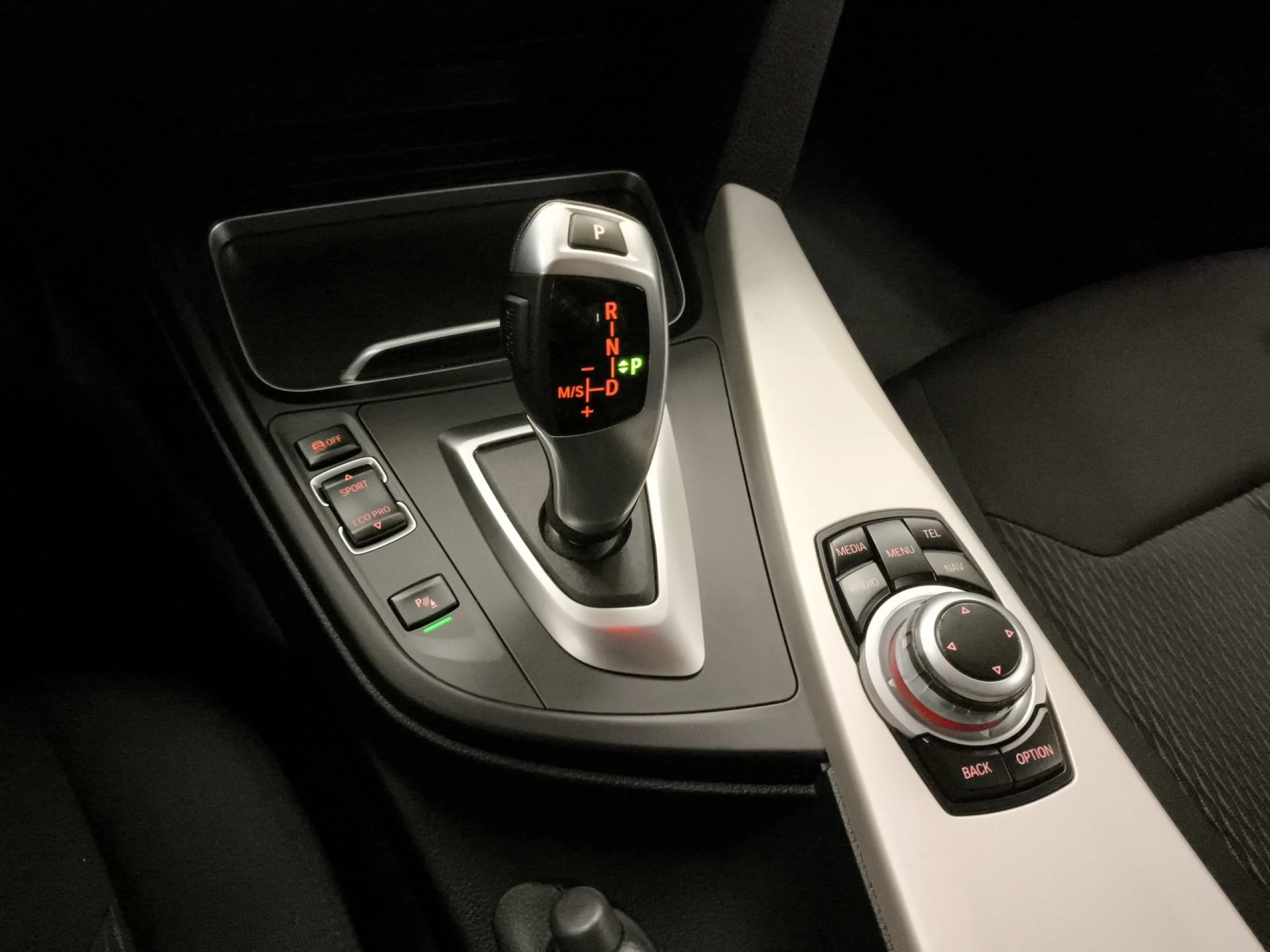 BMW Serie 3 320d 140 kW (190 CV) - Foto 16