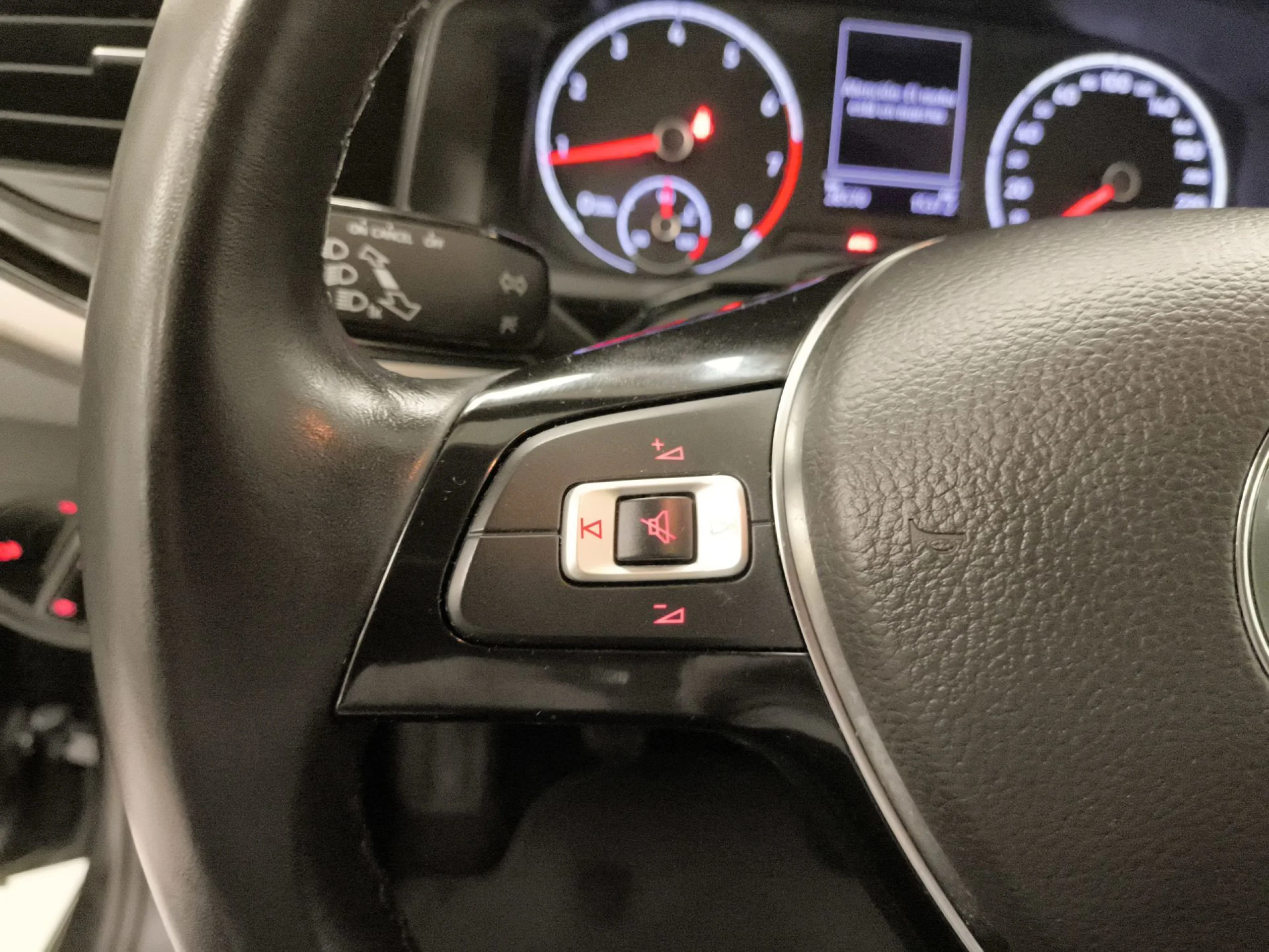 Volkswagen Polo Advance 1.0 59 kW (80 CV) - Foto 14