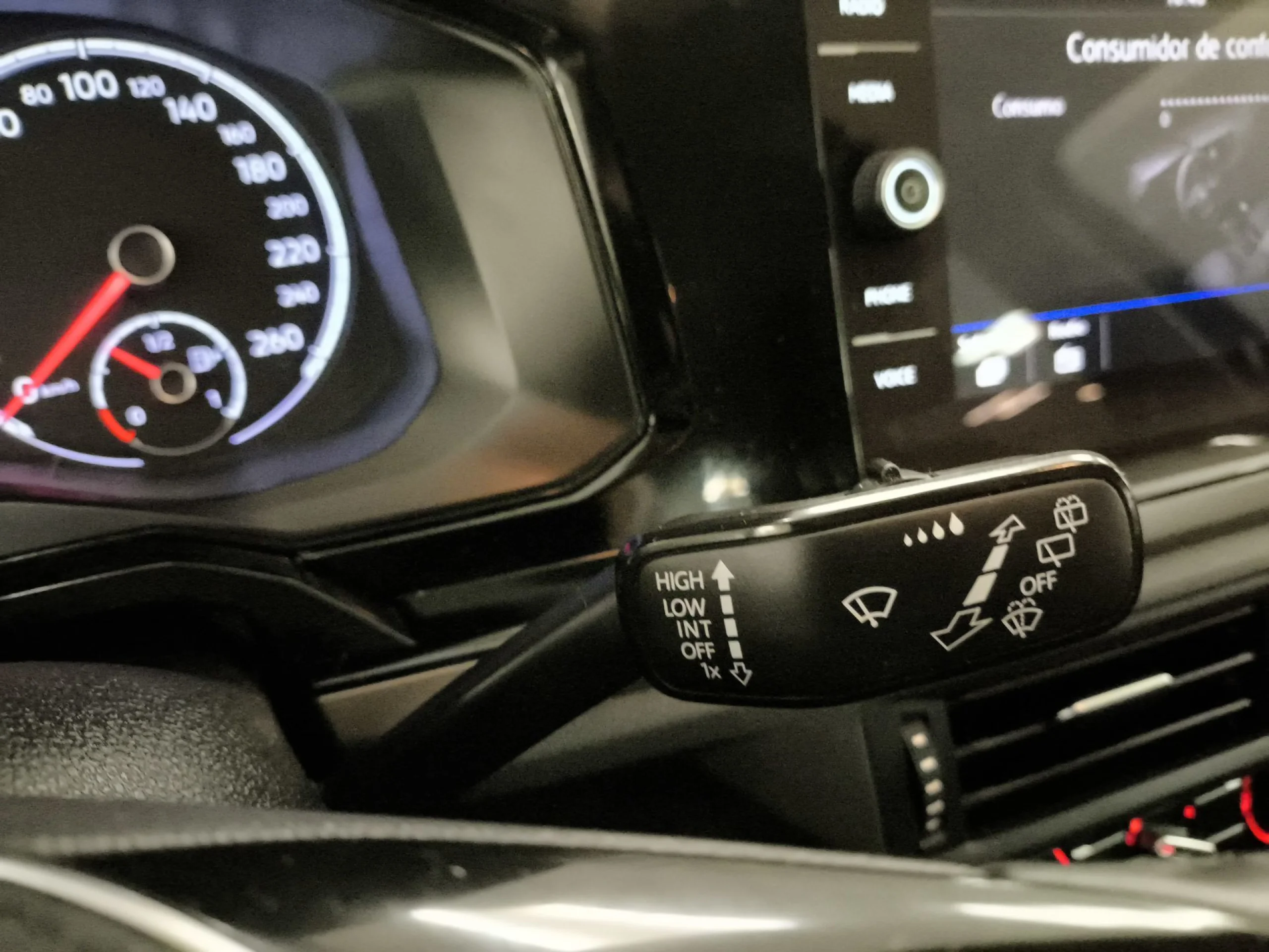 Volkswagen Polo Advance 1.0 59 kW (80 CV) - Foto 17