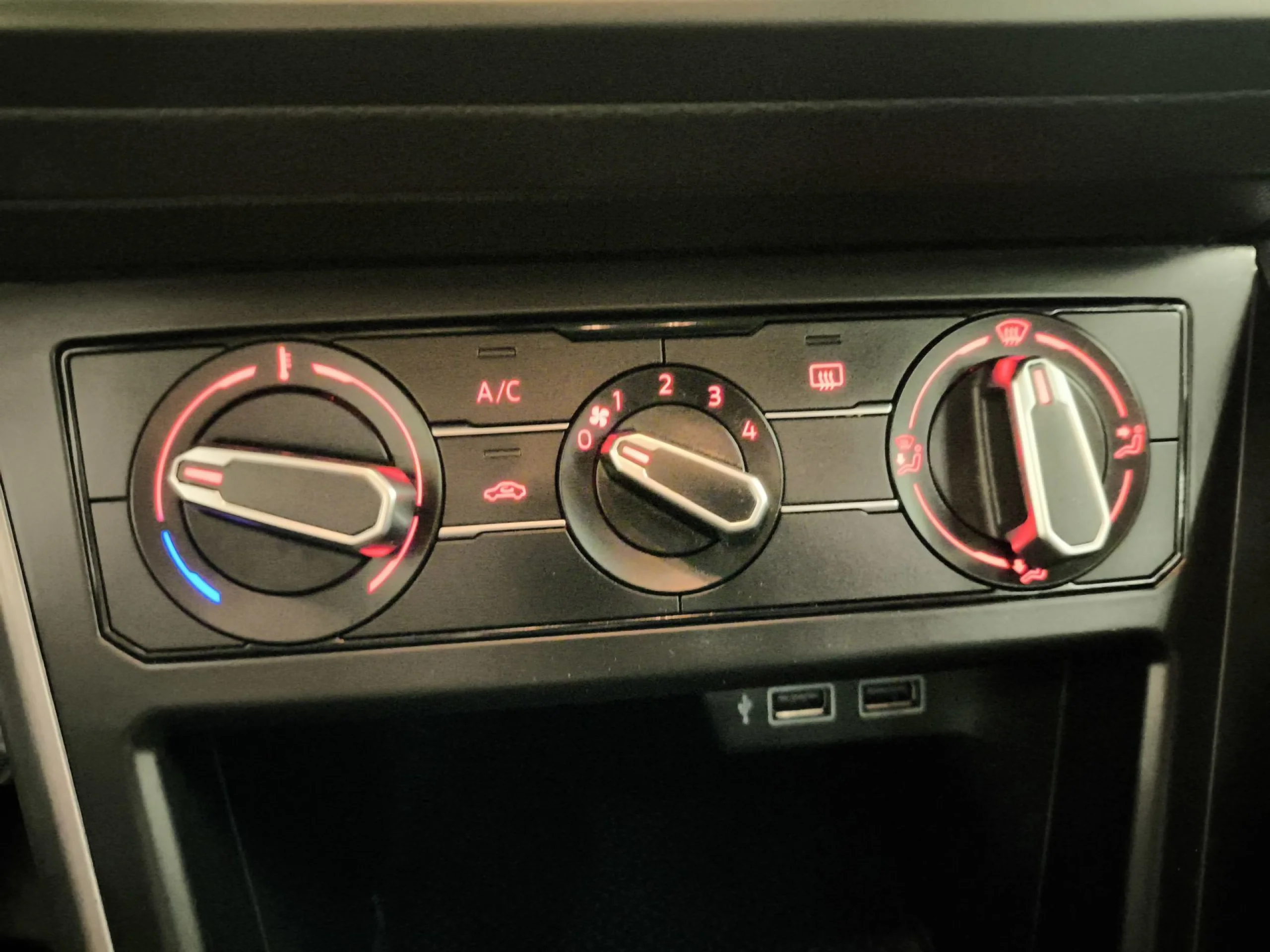 Volkswagen Polo Advance 1.0 59 kW (80 CV) - Foto 21