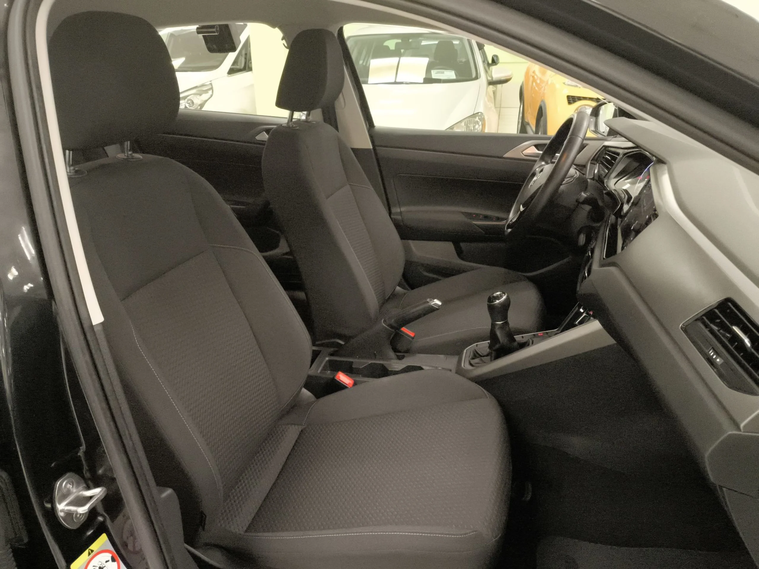 Volkswagen Polo Advance 1.0 59 kW (80 CV) - Foto 26