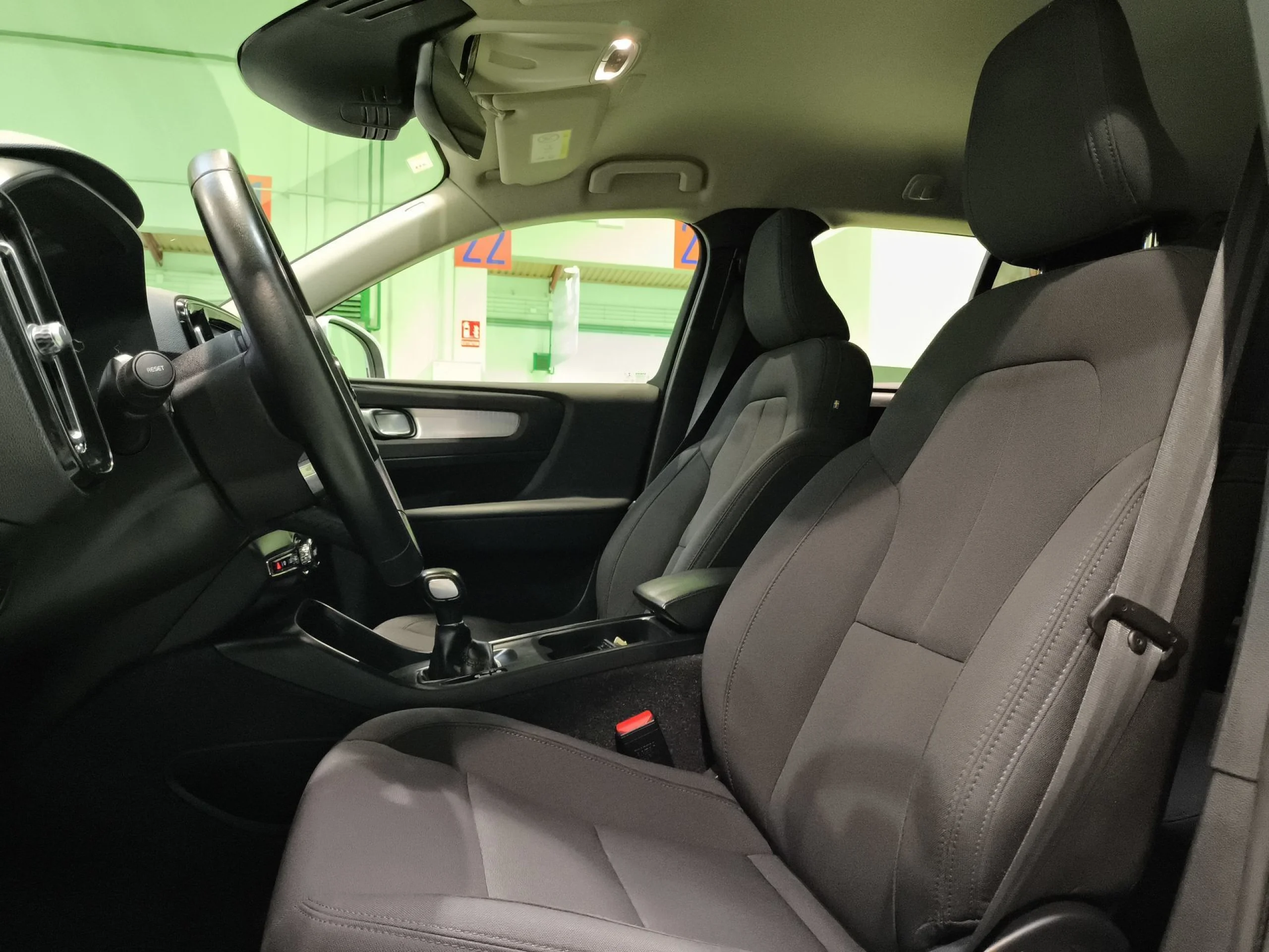 Volvo XC40 D3 Momentum 110 kW (150 CV) - Foto 8