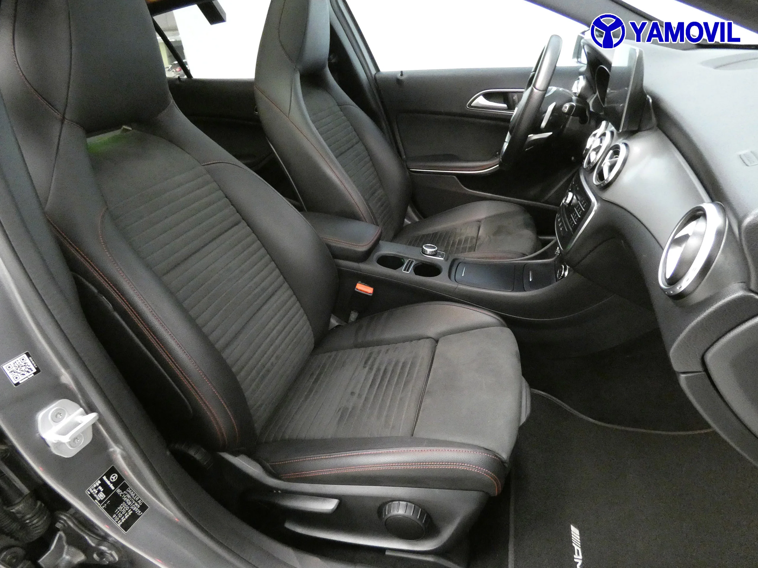 Mercedes-Benz GLA 200 200D AMG LINE - Foto 13