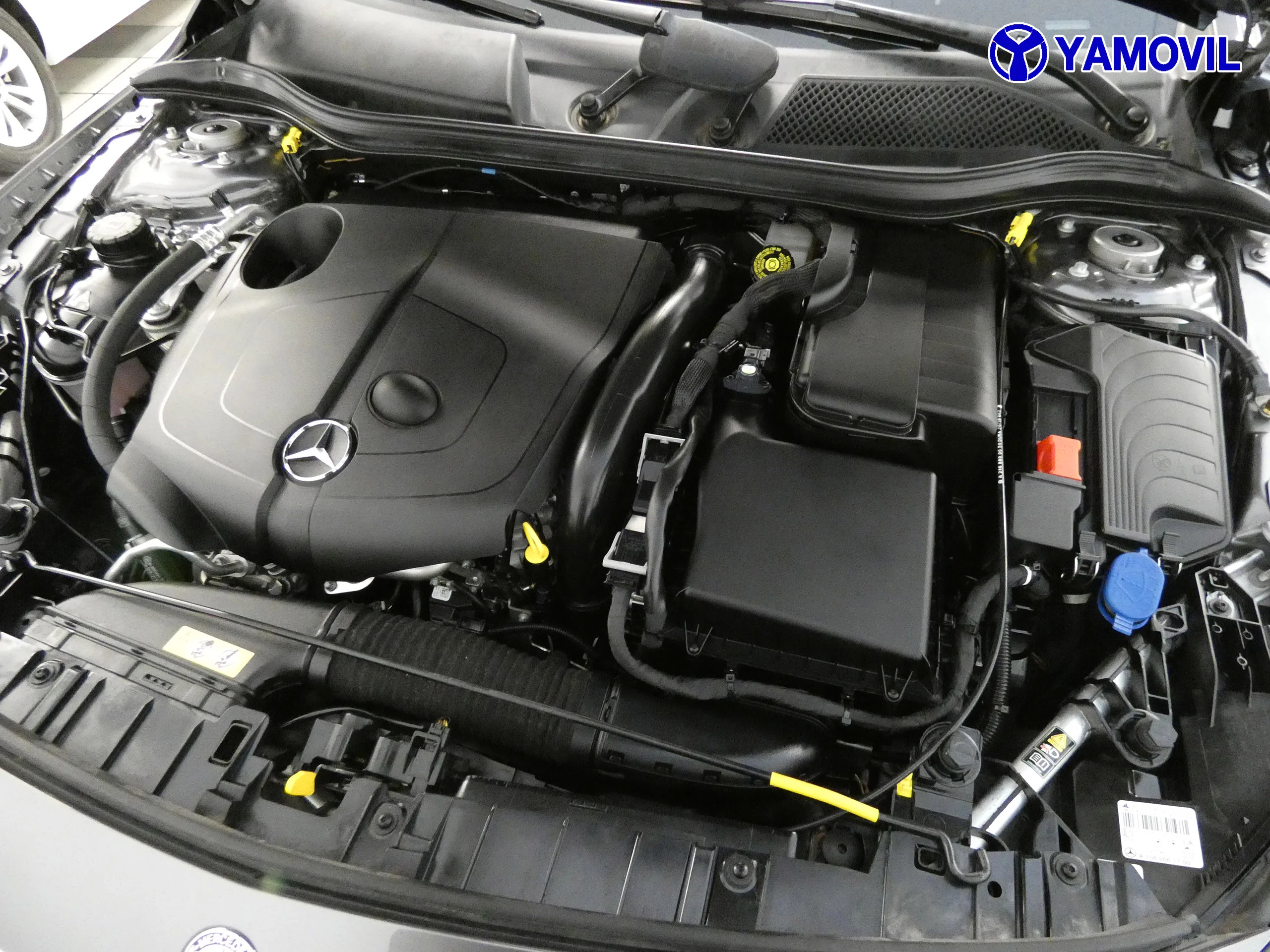 Mercedes-Benz GLA 200 200D AMG LINE - Foto 8