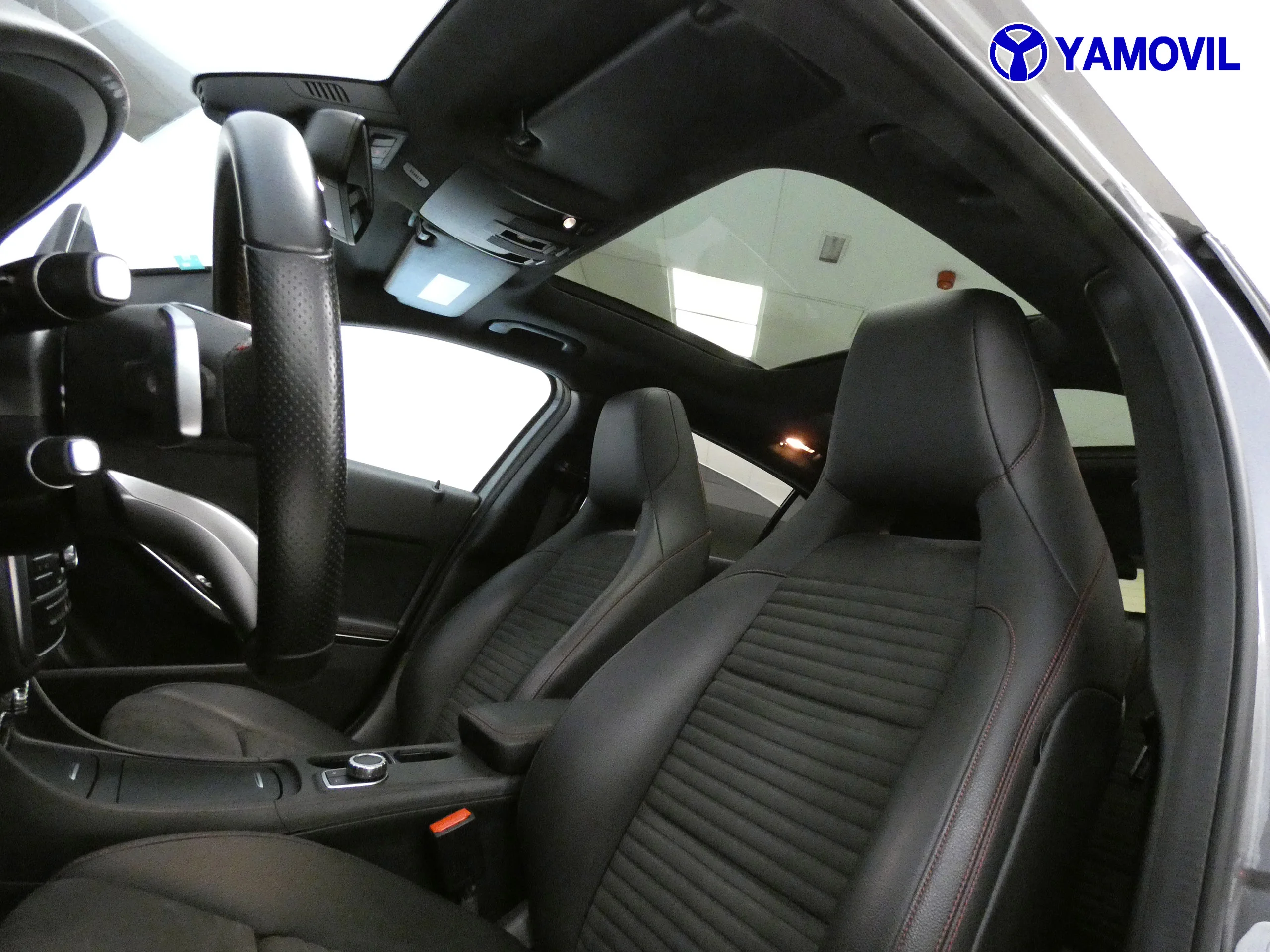 Mercedes-Benz GLA 200 200D AMG LINE - Foto 16