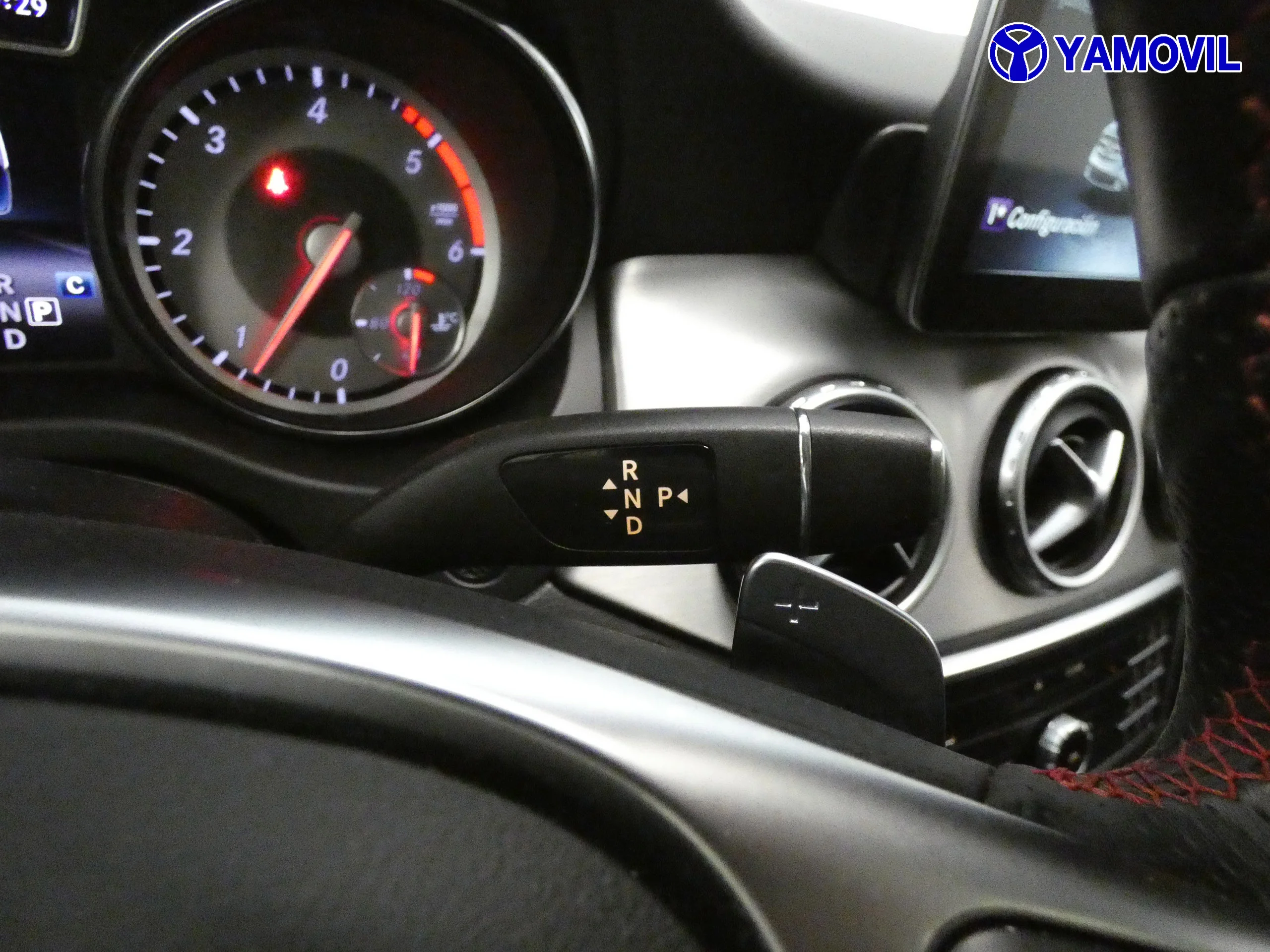Mercedes-Benz GLA 200 200D AMG LINE - Foto 38