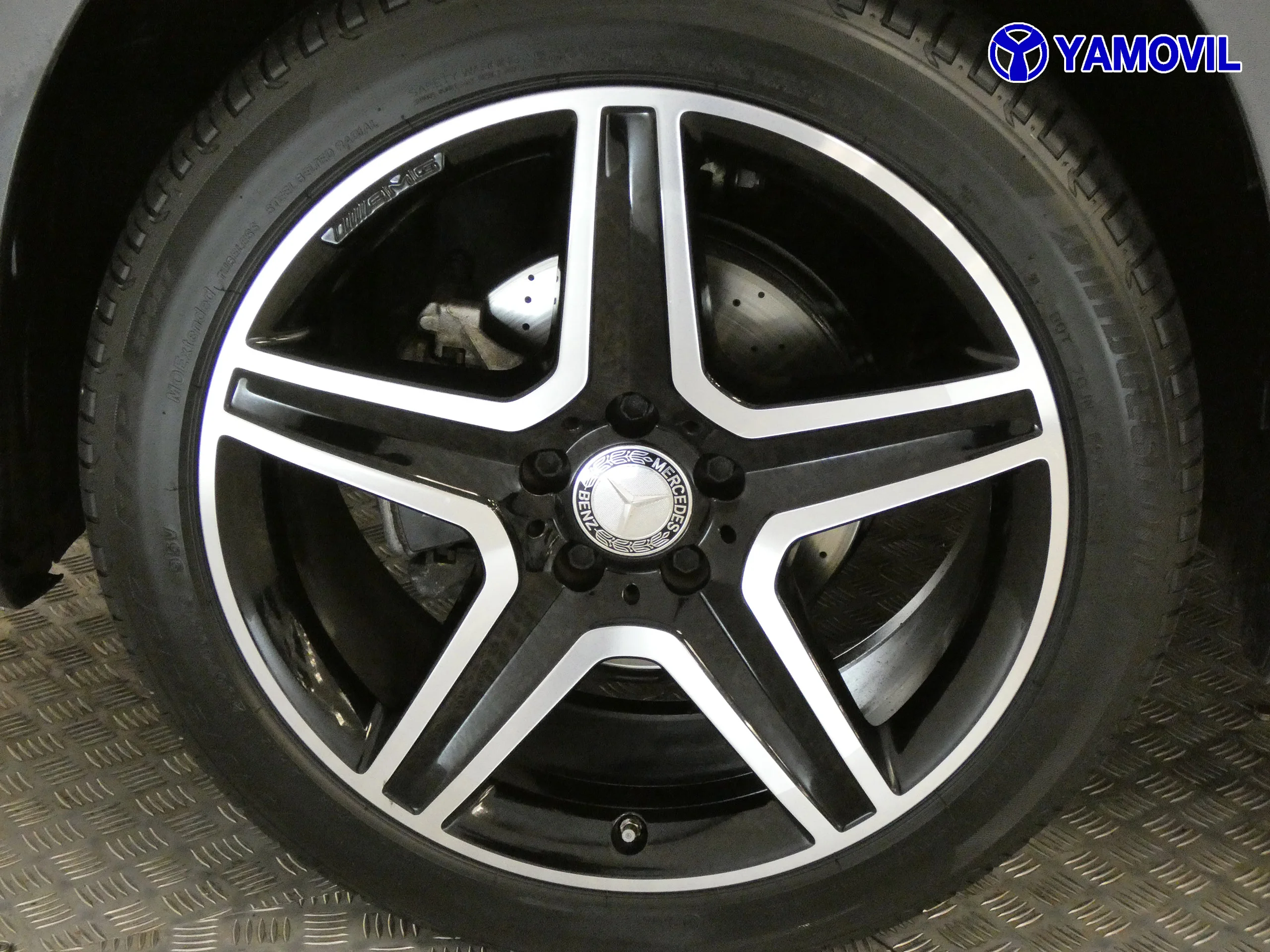 Mercedes-Benz GLA 200 200D AMG LINE - Foto 9