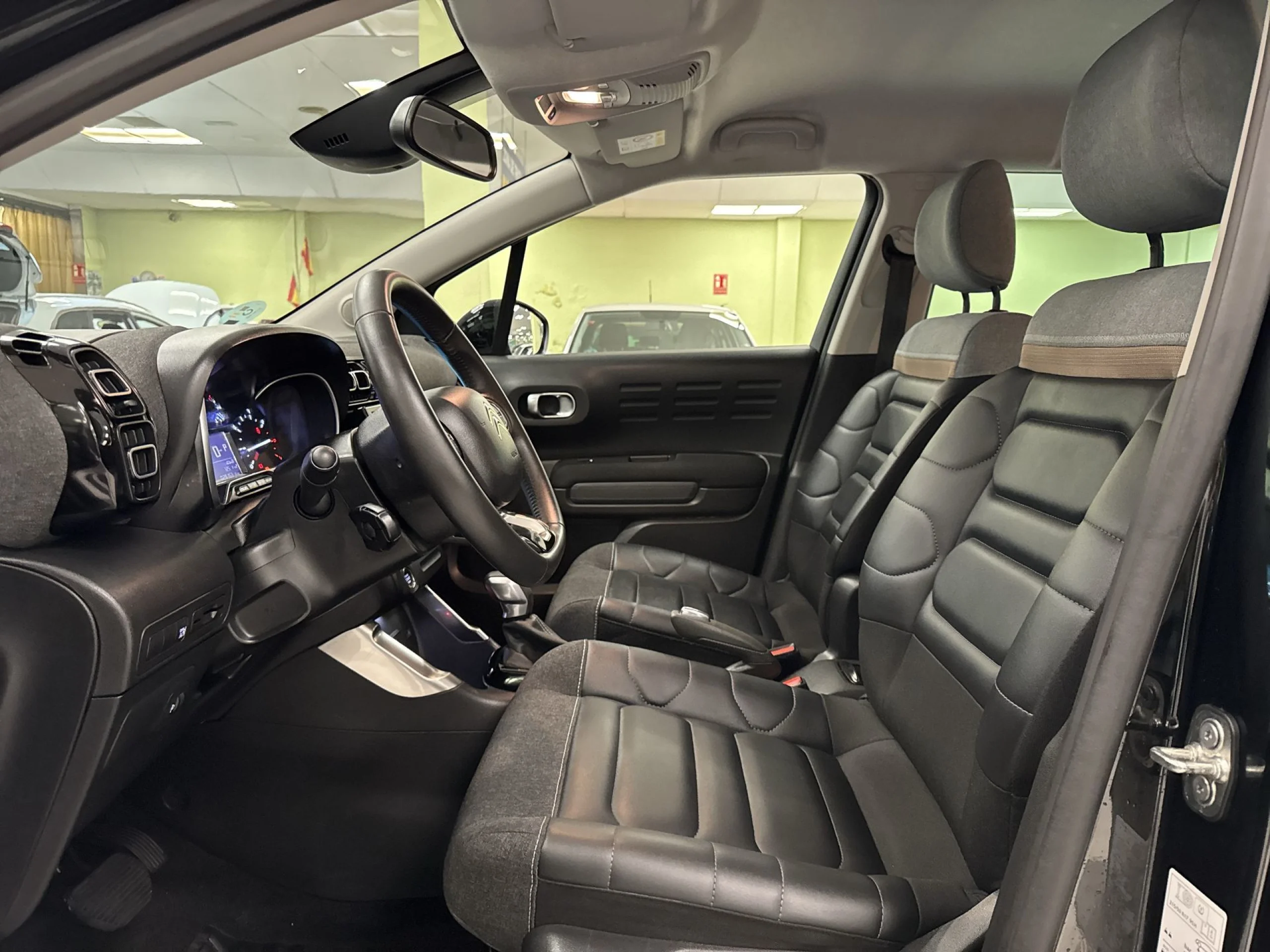 Citroen C3 Aircross PureTech 130 SANDS Shine EAT6 96 kW (131 CV) - Foto 8