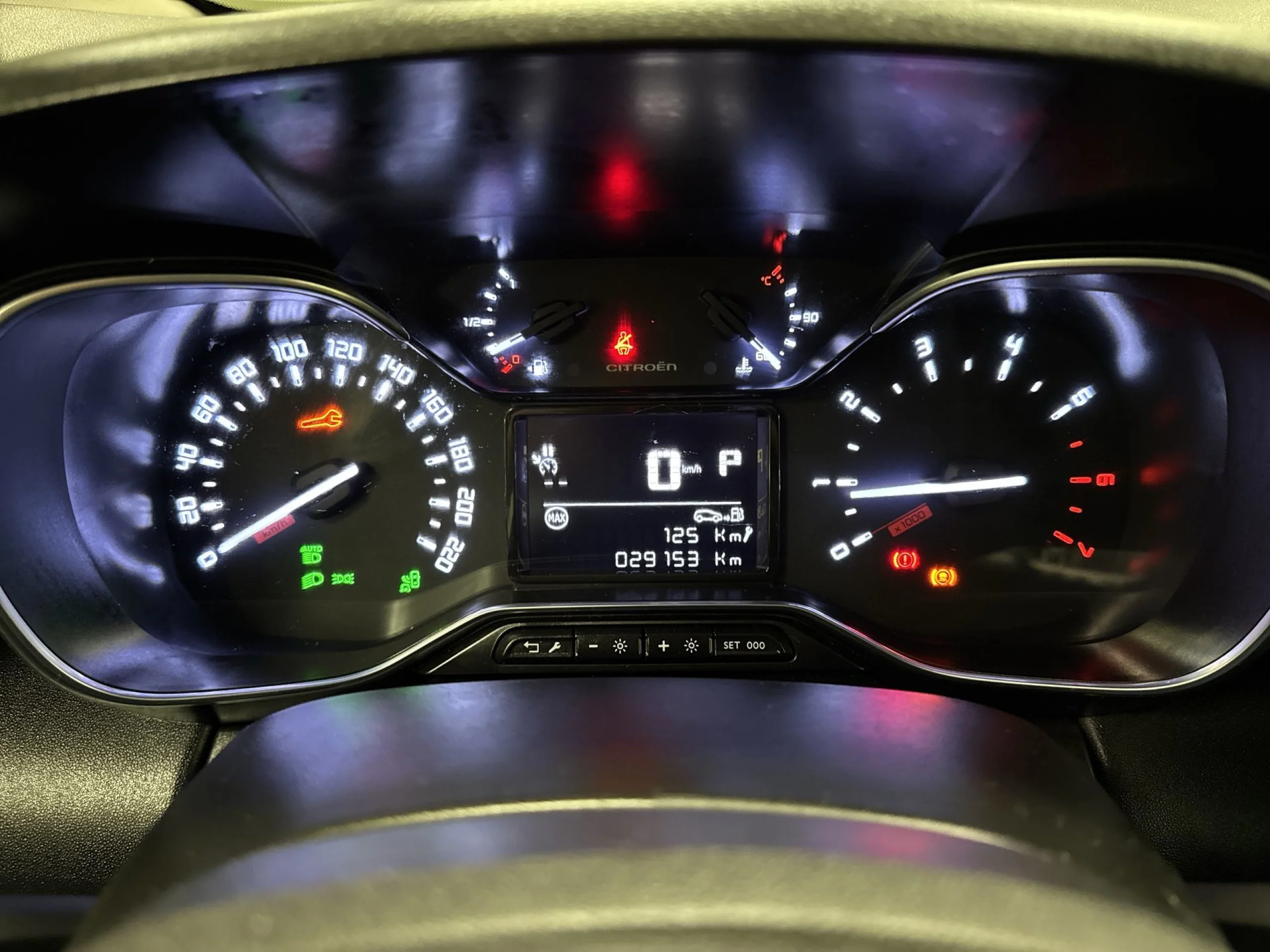 Citroen C3 Aircross PureTech 130 SANDS Shine EAT6 96 kW (131 CV) - Foto 14