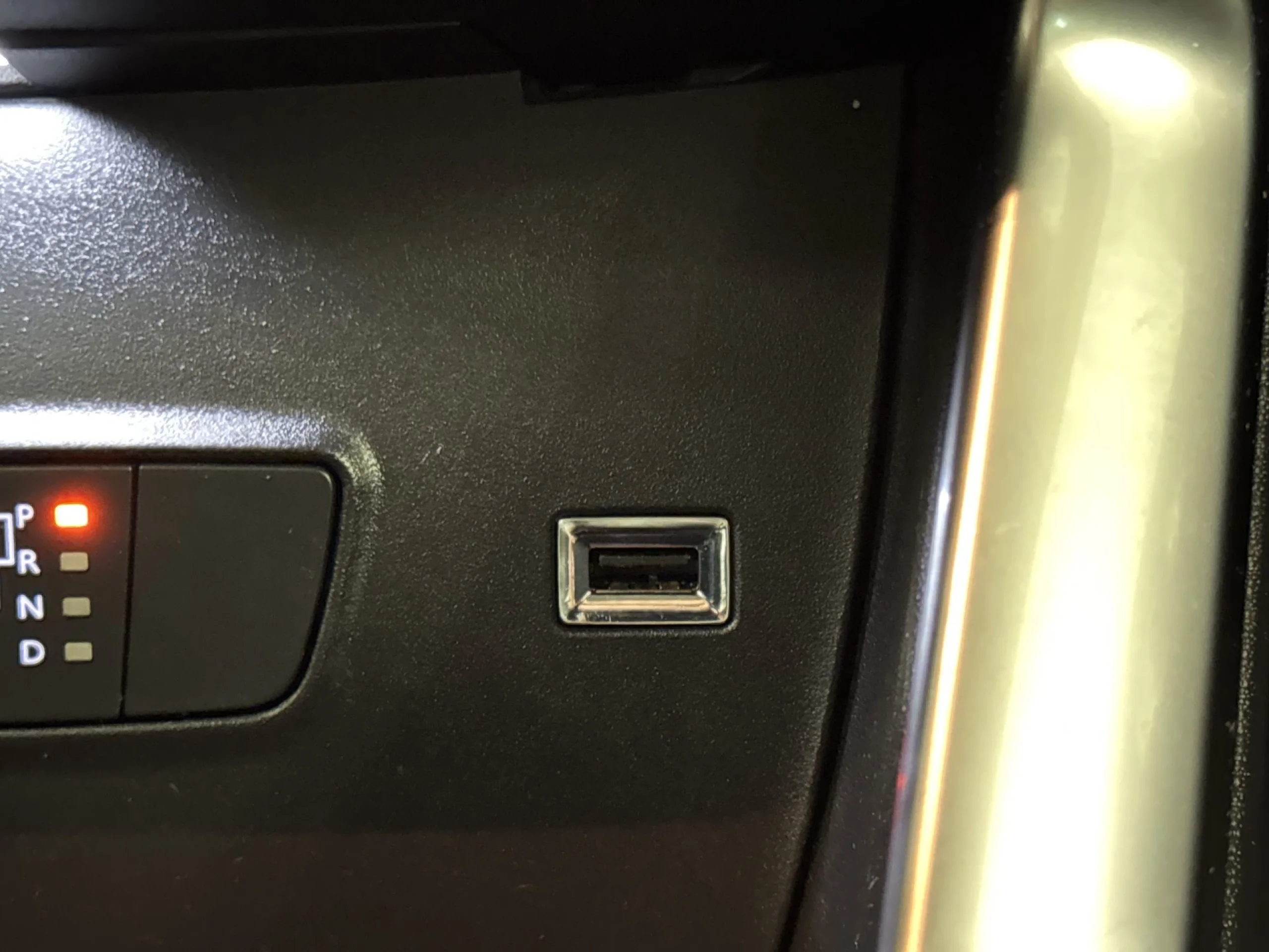 Citroen C3 Aircross PureTech 130 SANDS Shine EAT6 96 kW (131 CV) - Foto 21