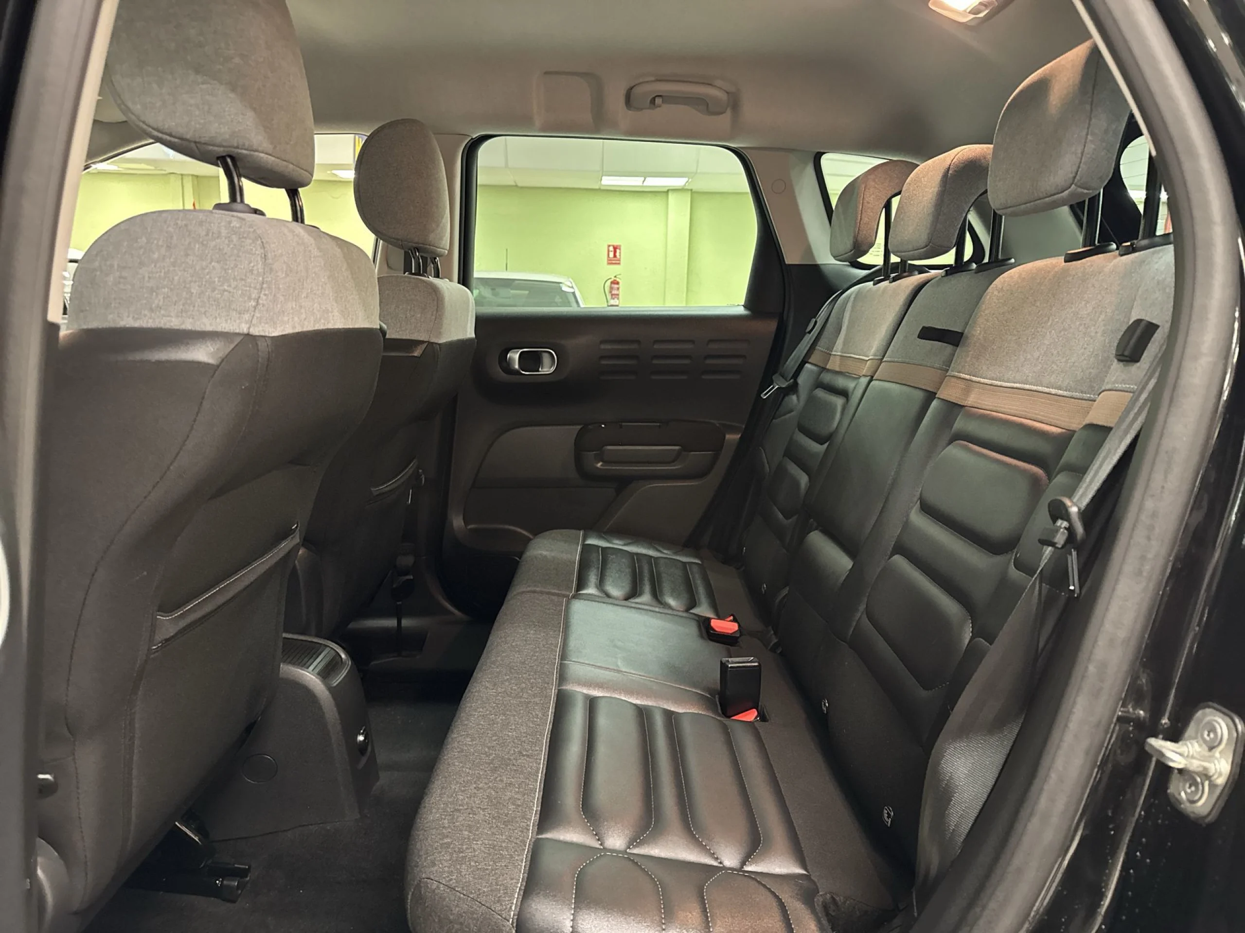 Citroen C3 Aircross PureTech 130 SANDS Shine EAT6 96 kW (131 CV) - Foto 22