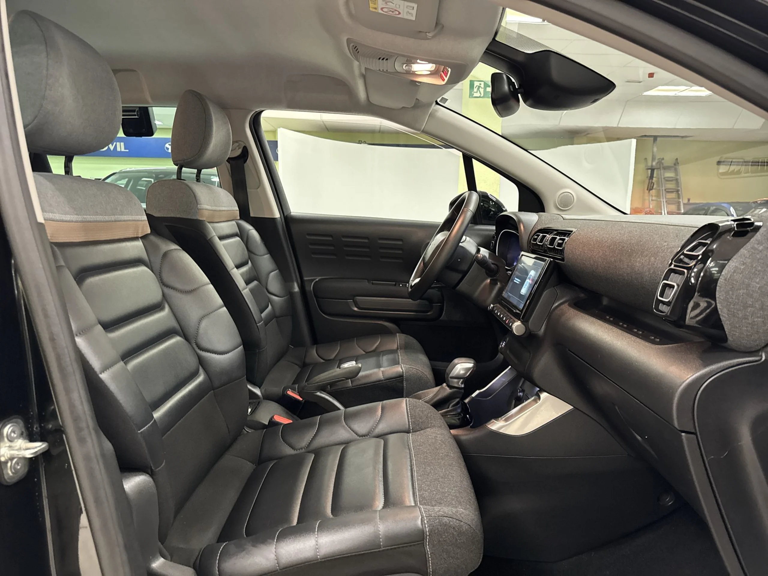 Citroen C3 Aircross PureTech 130 SANDS Shine EAT6 96 kW (131 CV) - Foto 24