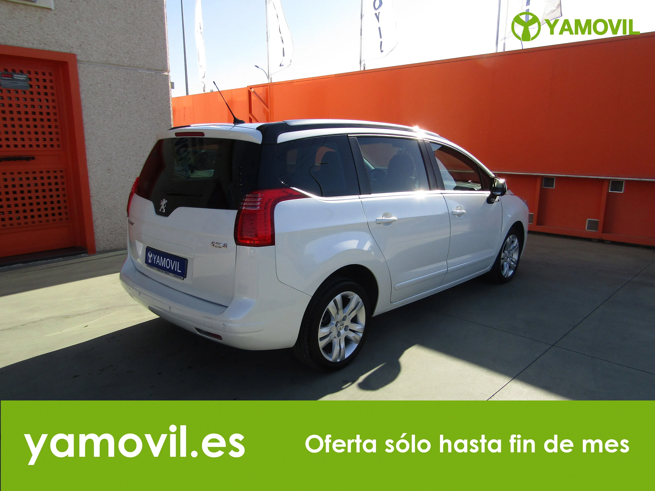 Peugeot 5008 1.6 HDI STYLE 115CV 5P 7 PLAZAS - Foto 4