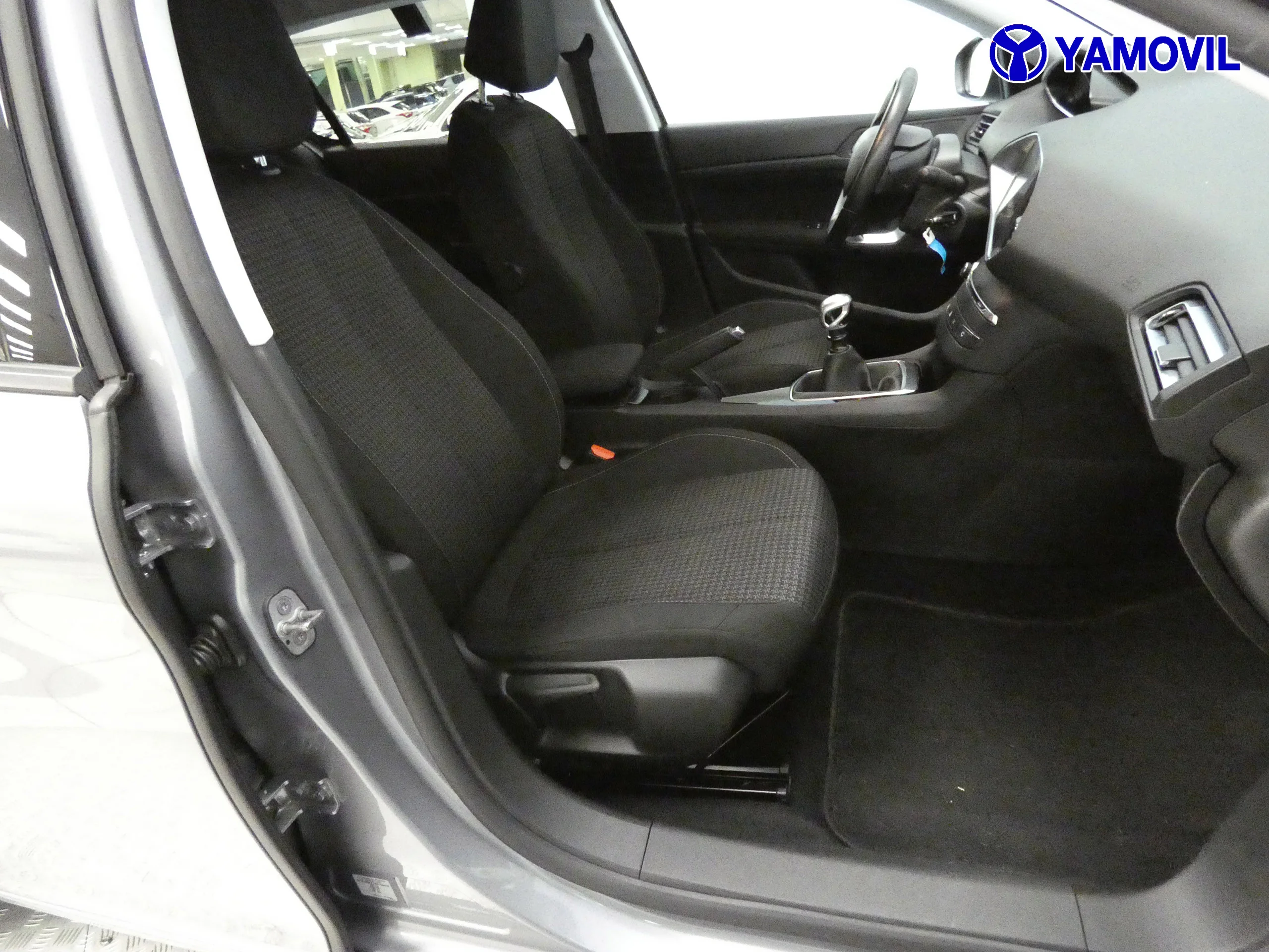 Peugeot 308 1.6HDI STYLE - Foto 13