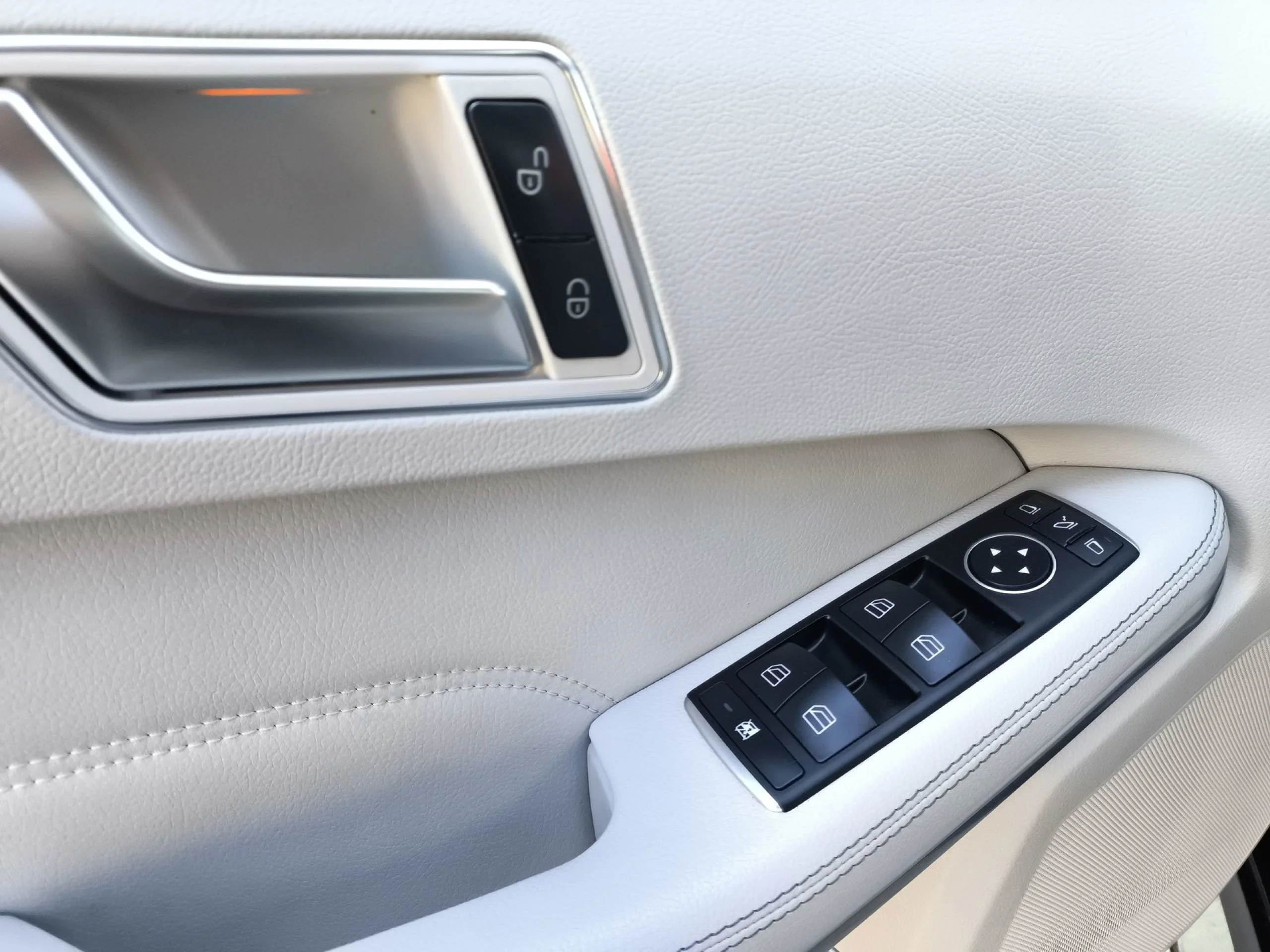 Mercedes-Benz Clase E E 220 BlueTEC Avantgarde 125 kW (170 CV) - Foto 10