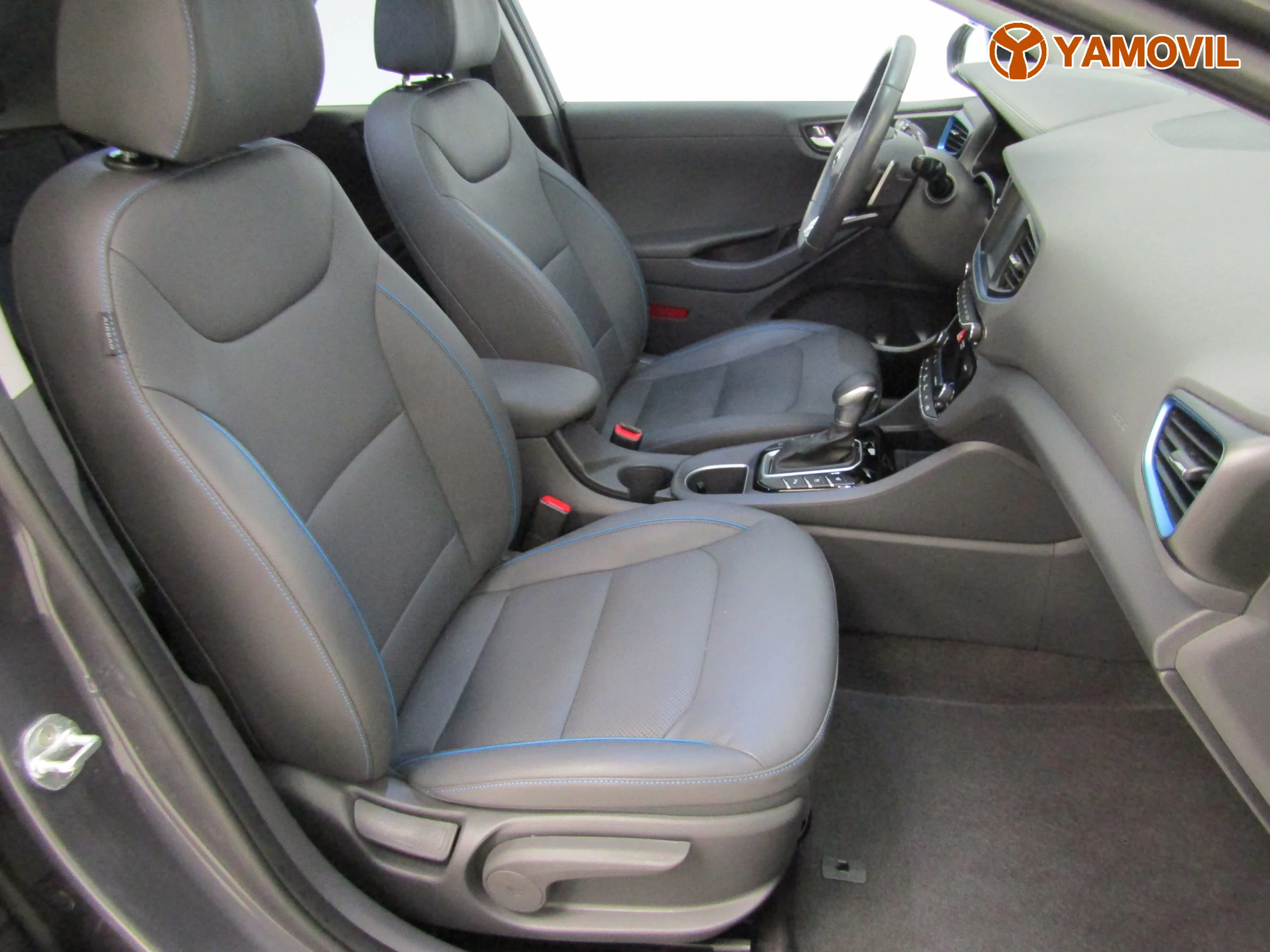Hyundai IONIQ 1.6 GDI PHEV STYLE - Foto 13