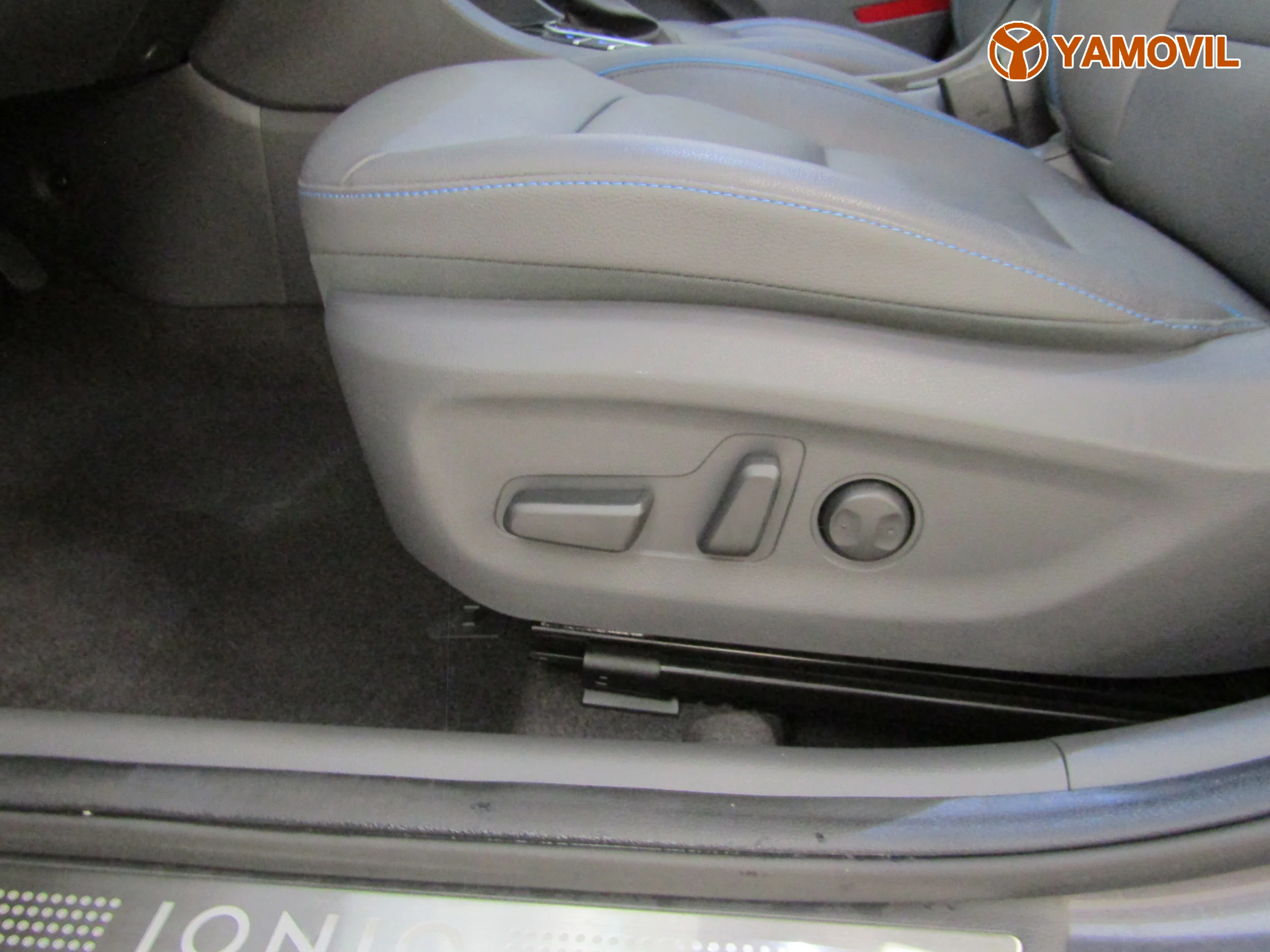 Hyundai IONIQ 1.6 GDI PHEV STYLE - Foto 19