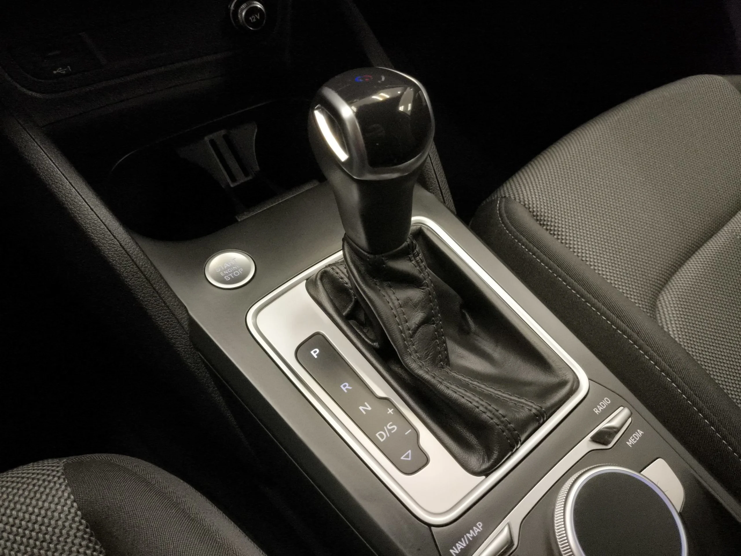 Audi Q2 S line 35 TFSI 110 kW (150 CV) S tronic - Foto 23