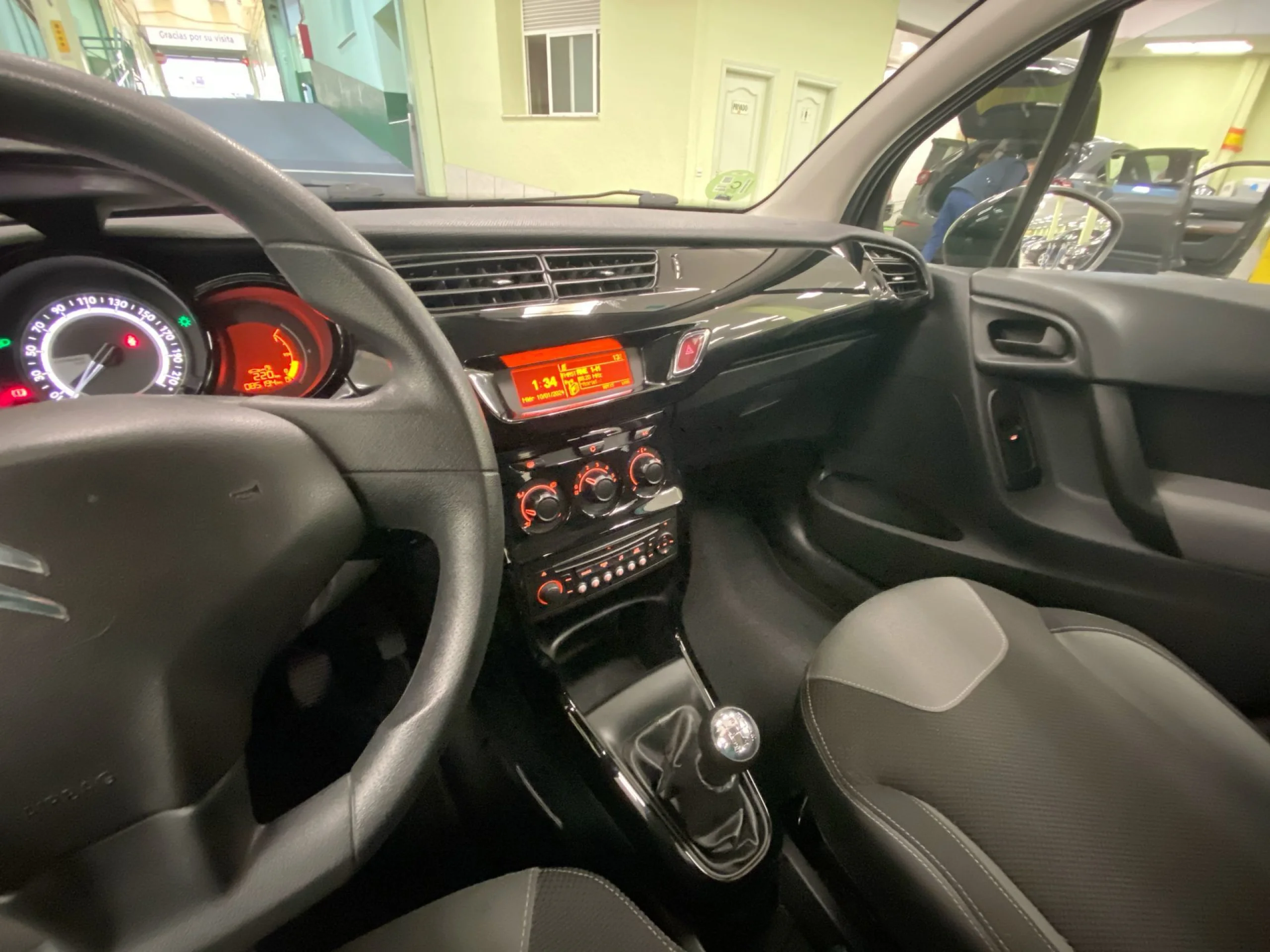 Citroen C3 PureTech 82 Tonic 60 kW (82 CV) - Foto 16