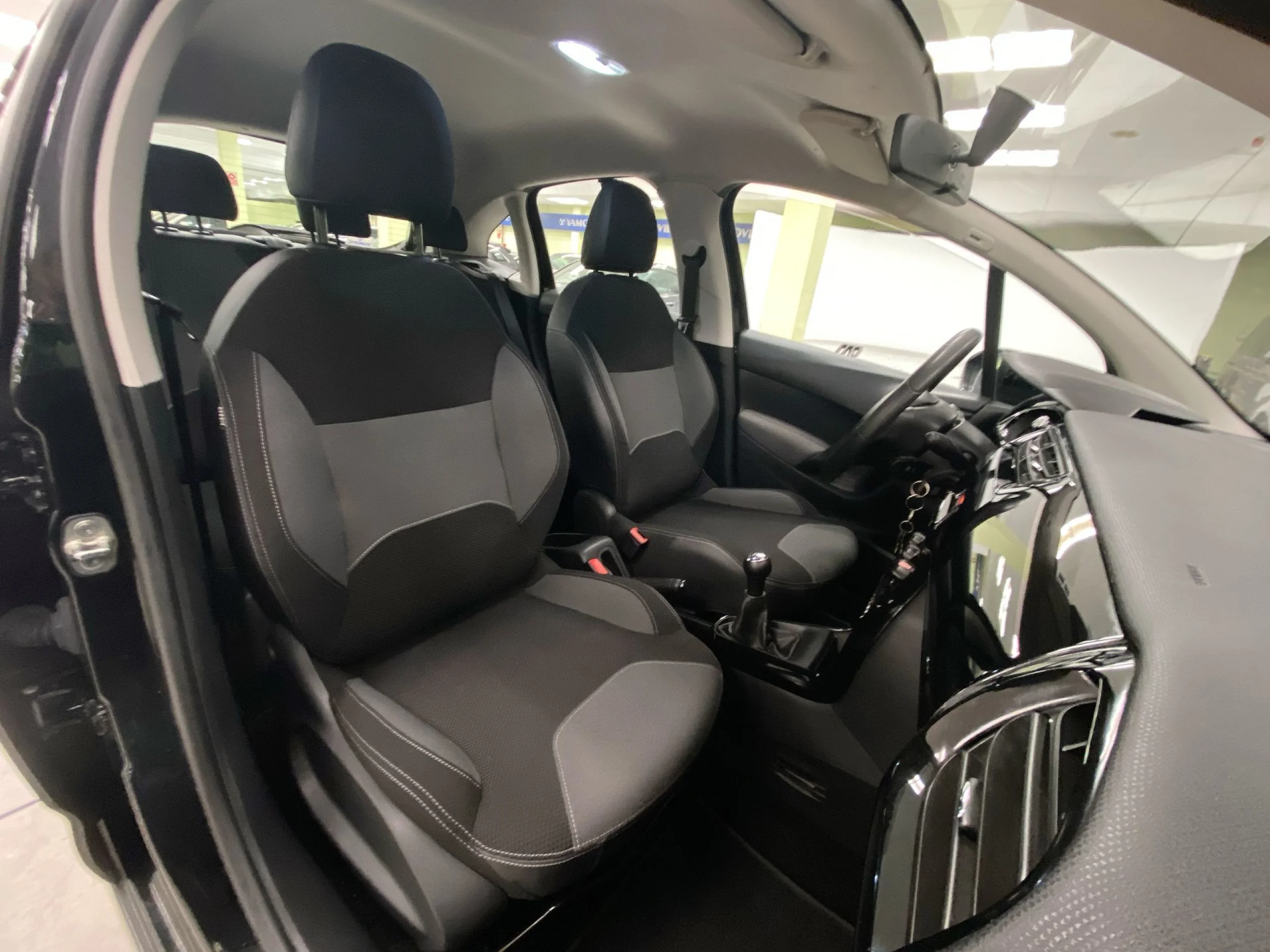 Citroen C3 PureTech 82 Tonic 60 kW (82 CV) - Foto 19