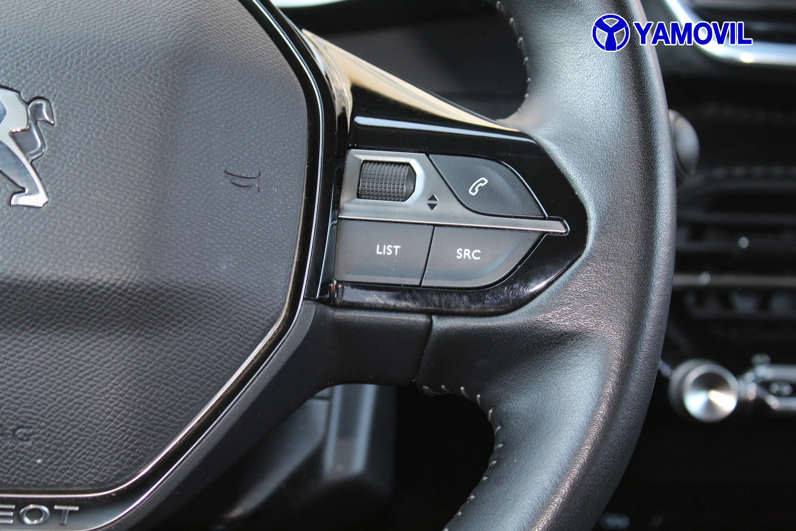 Peugeot 2008 SUV PureTech 130 SANDS Allure Pack 96 kW (130 CV) - Foto 24