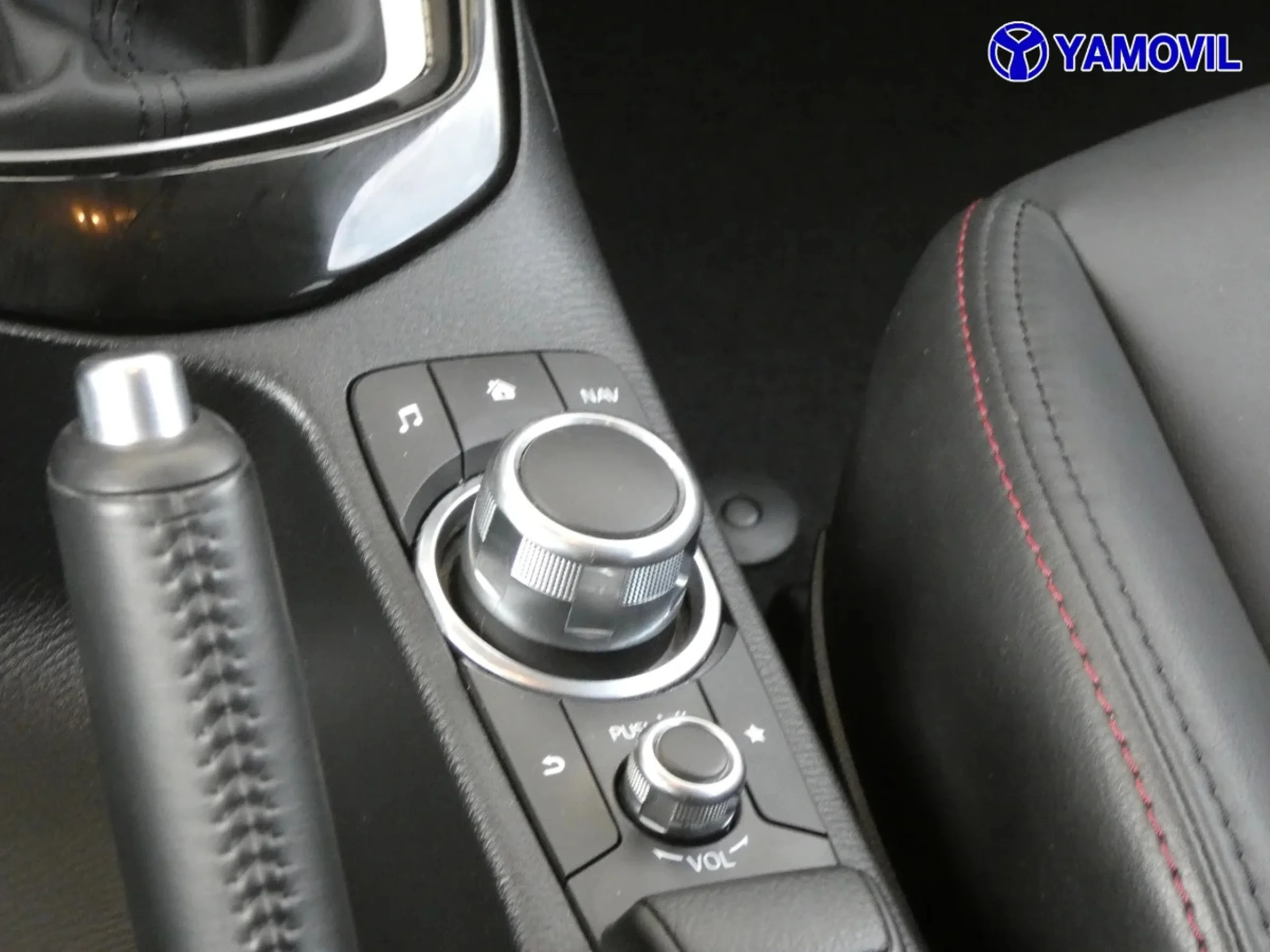 Mazda CX-3 2.0 SKYACTIV GE Luxury 2WD 88 kW (120 CV) - Foto 26