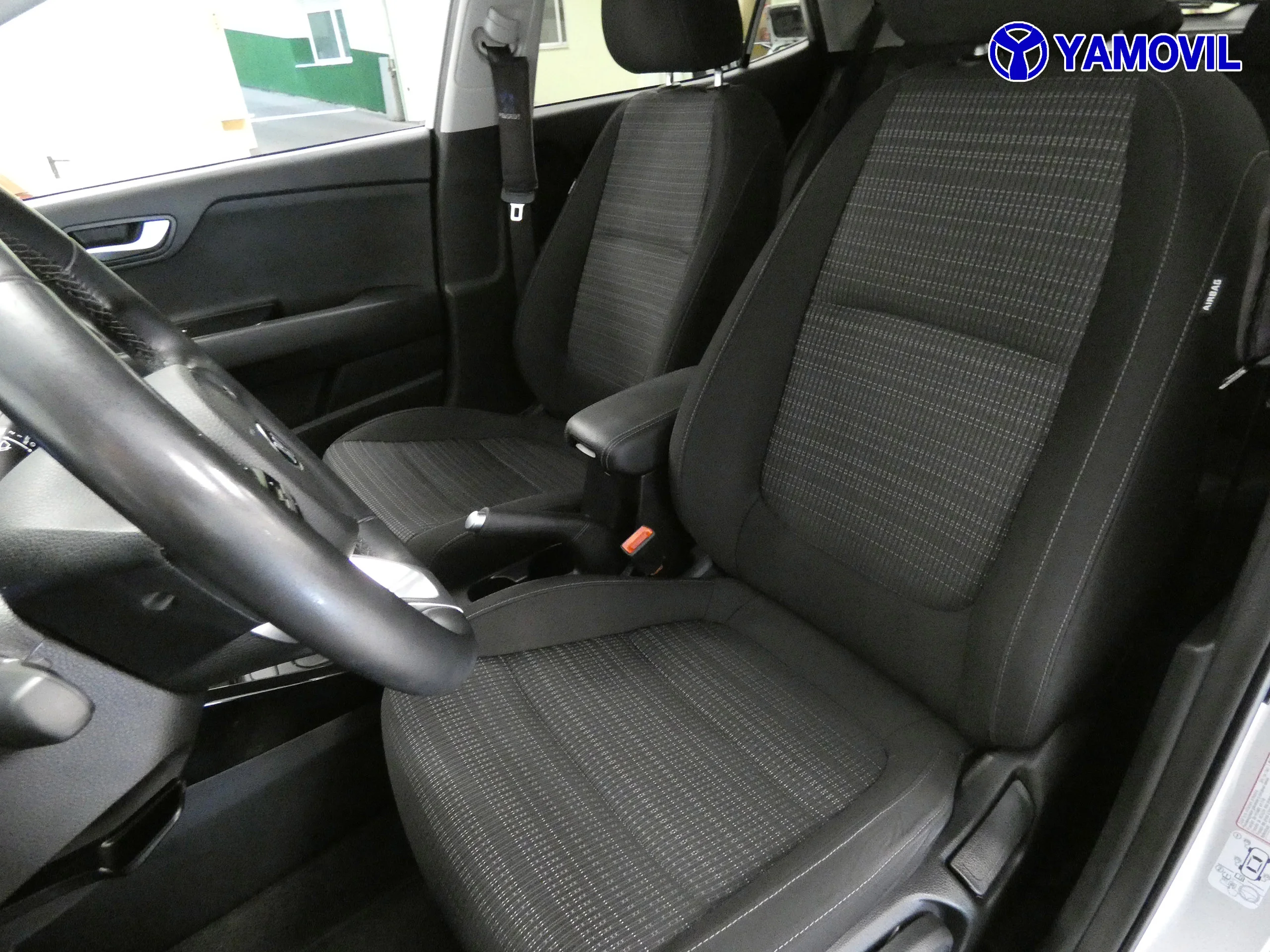 Kia Stonic 1.0 TGDI DRIVE  - Foto 13