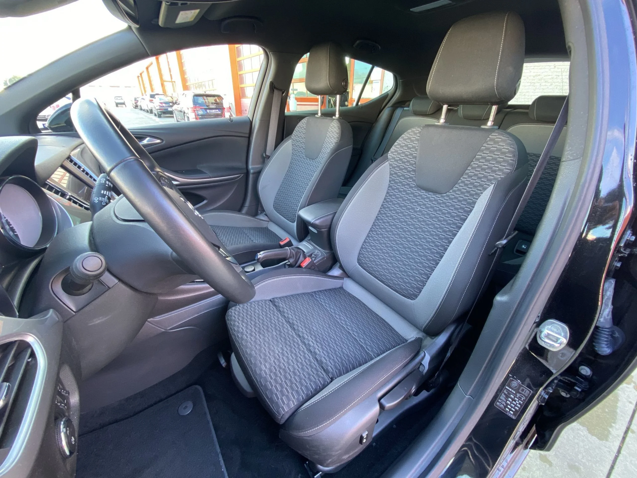 Opel Astra 1.5D DVC Design AND Tech 77 kW (105 CV) - Foto 8