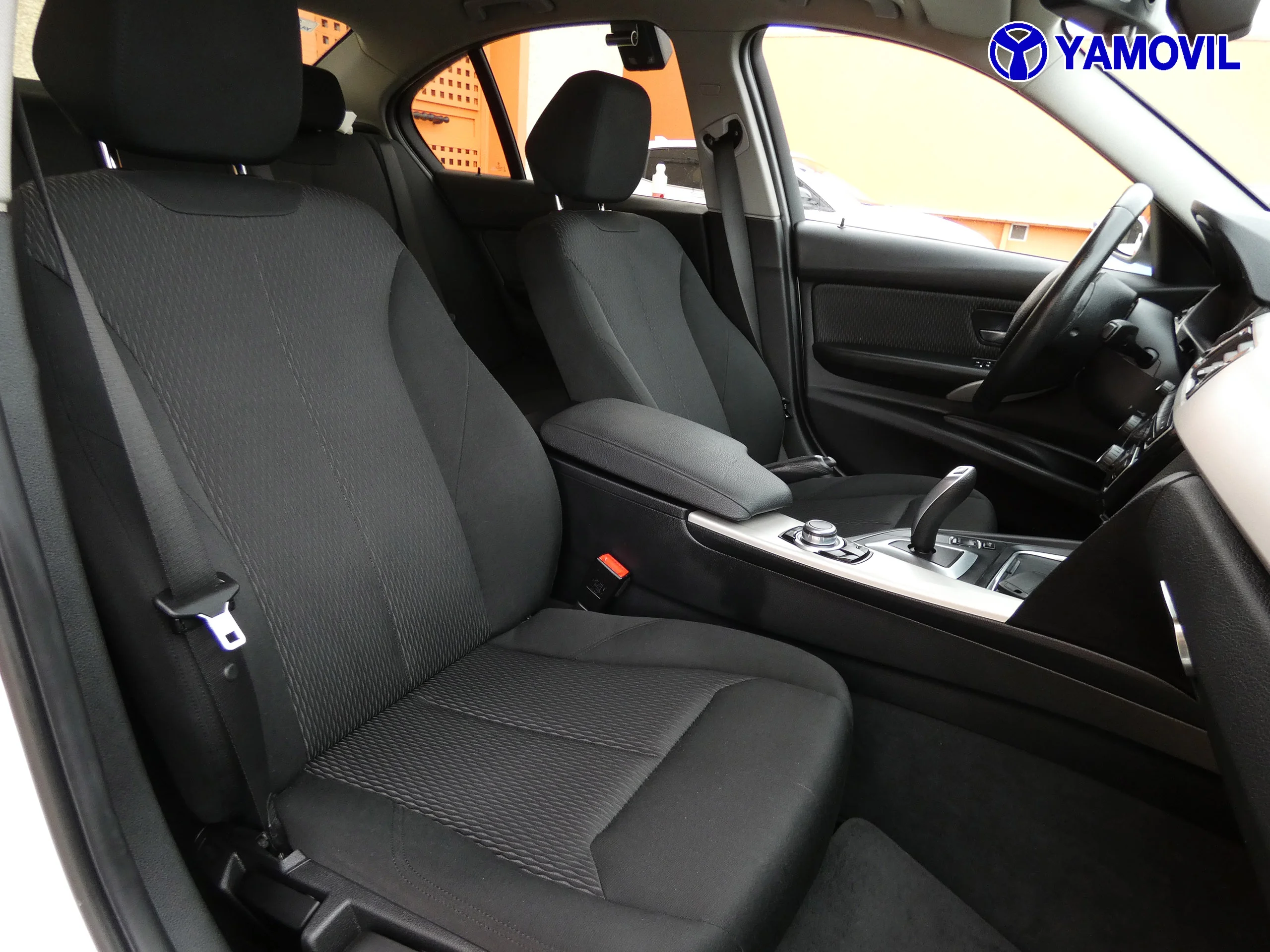BMW 318 318D 4P - Foto 11