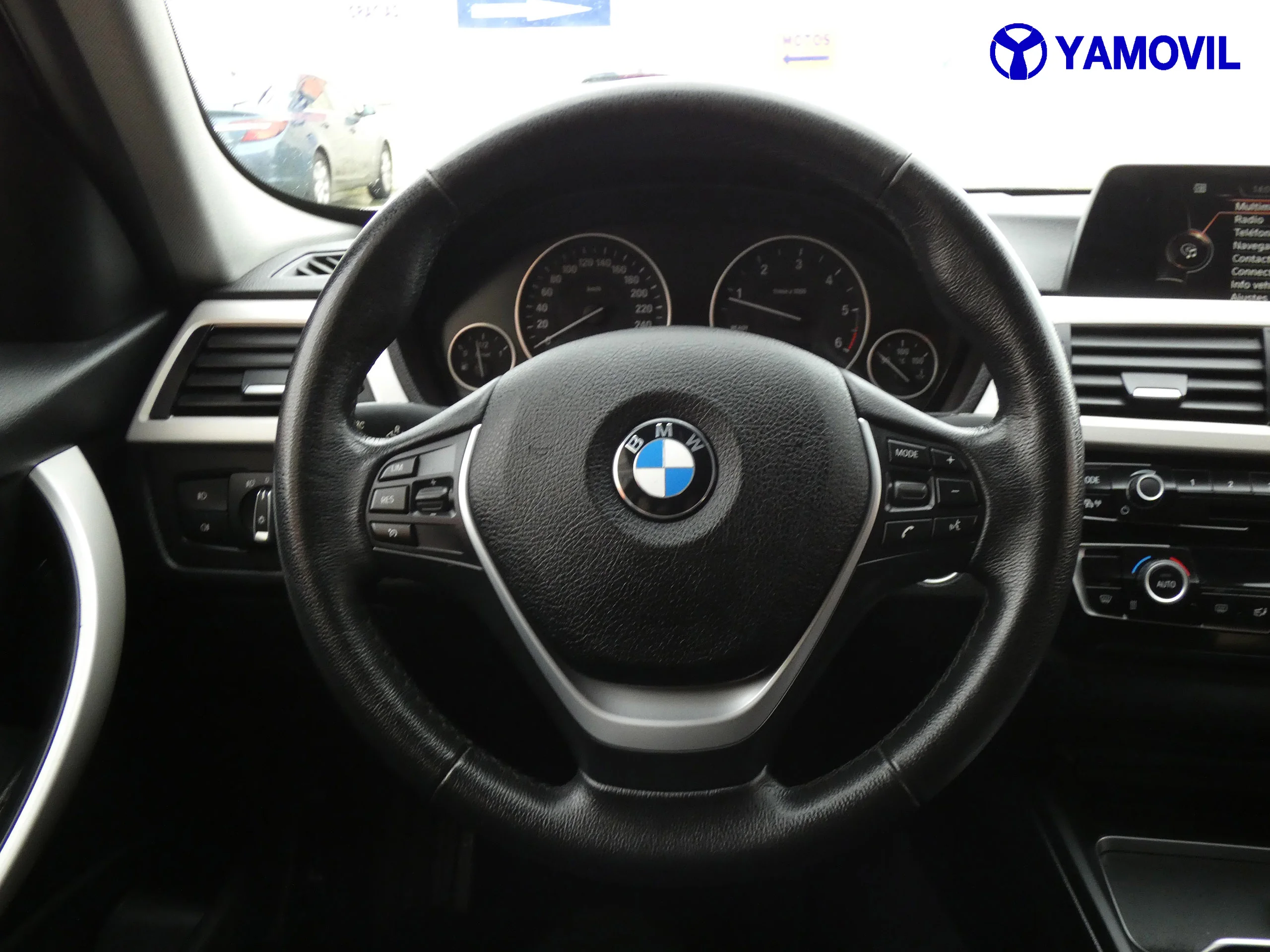 BMW 318 318D 4P - Foto 14