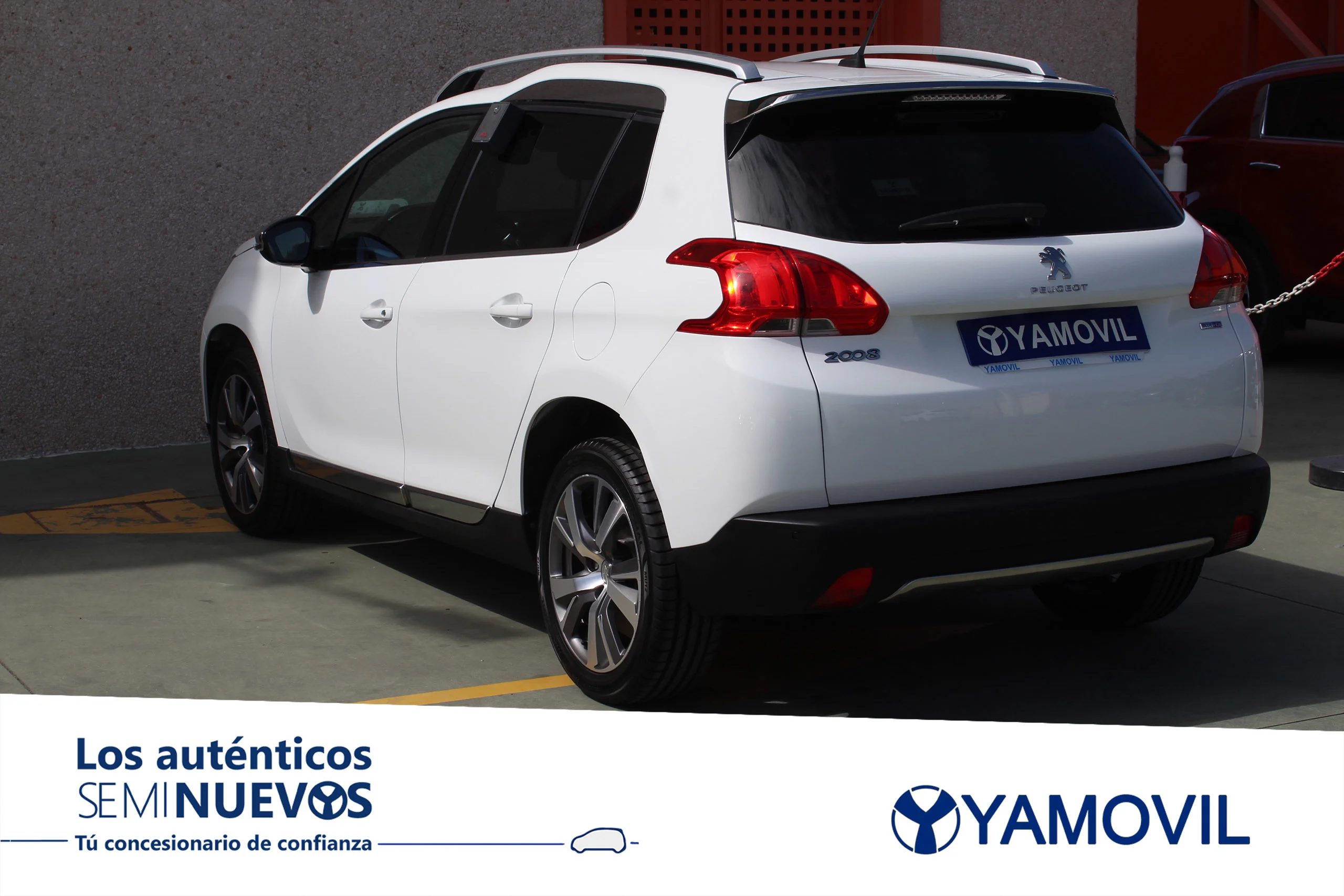 Peugeot 2008 SUV BlueHDi 100 Allure 74 kW (100 CV) - Foto 6