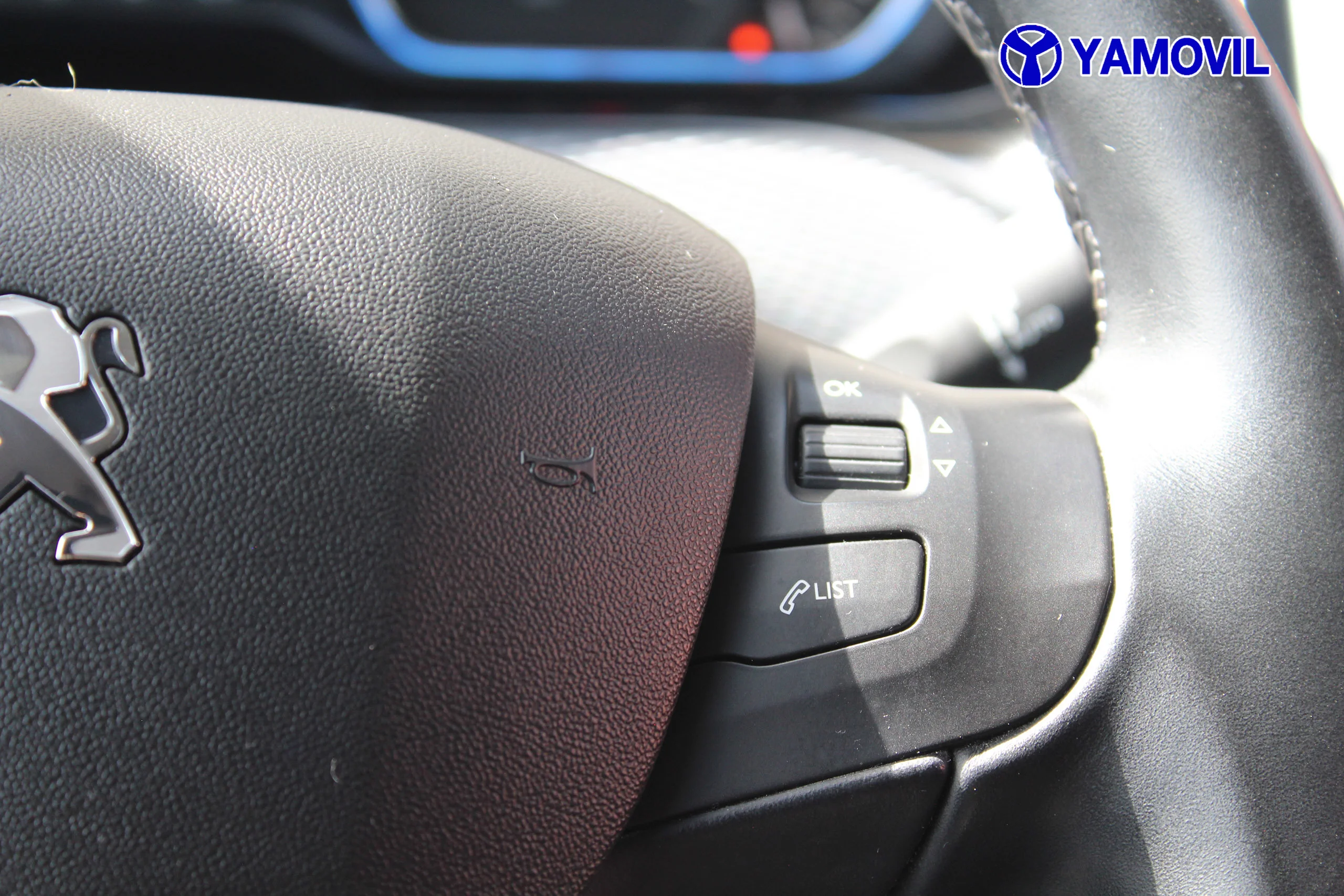 Peugeot 2008 SUV BlueHDi 100 Allure 74 kW (100 CV) - Foto 20