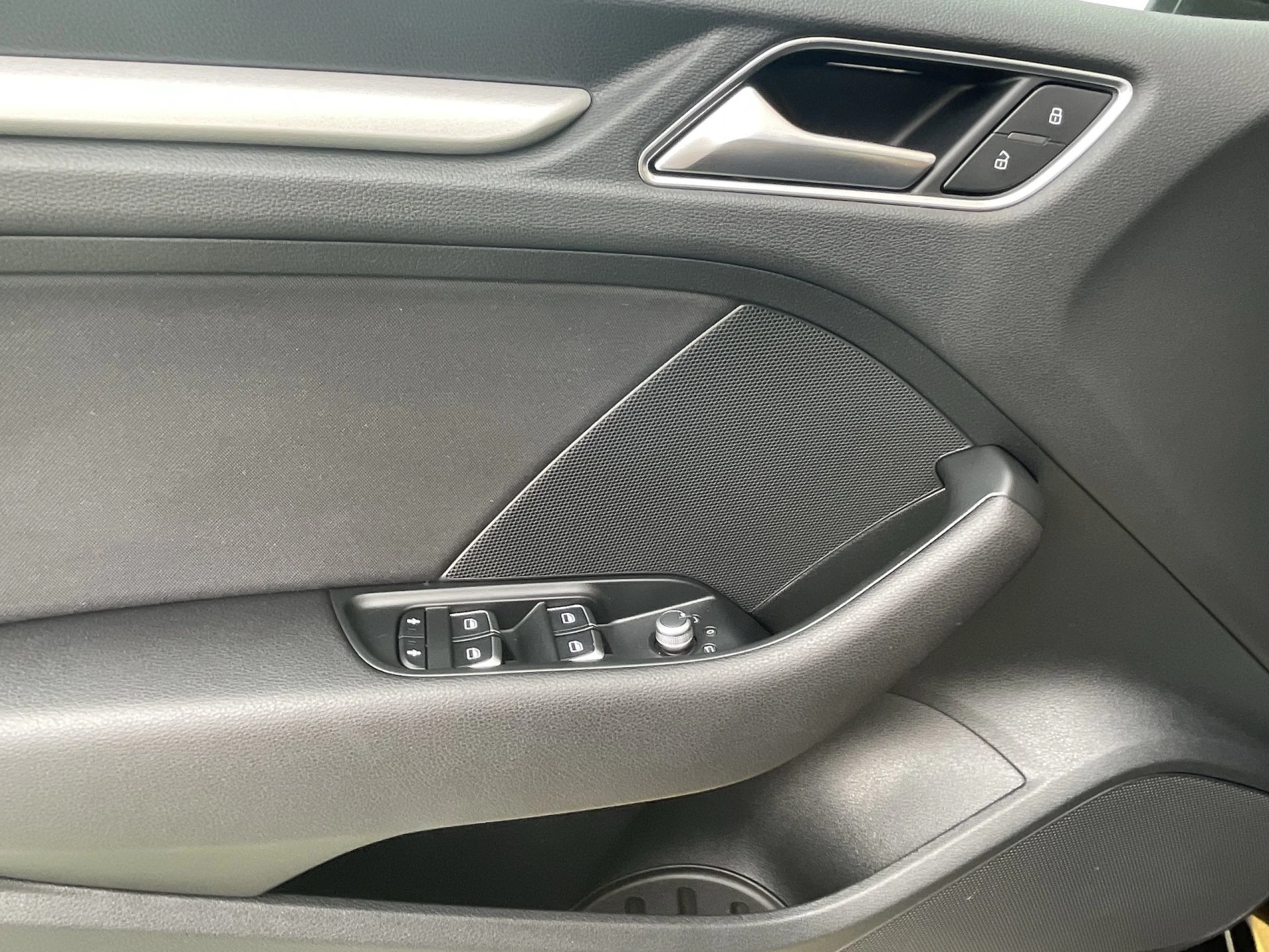 Audi A3 Sportback Adrenalin 1.6 TDI clean diesel 81 kW (110 CV) - Foto 9