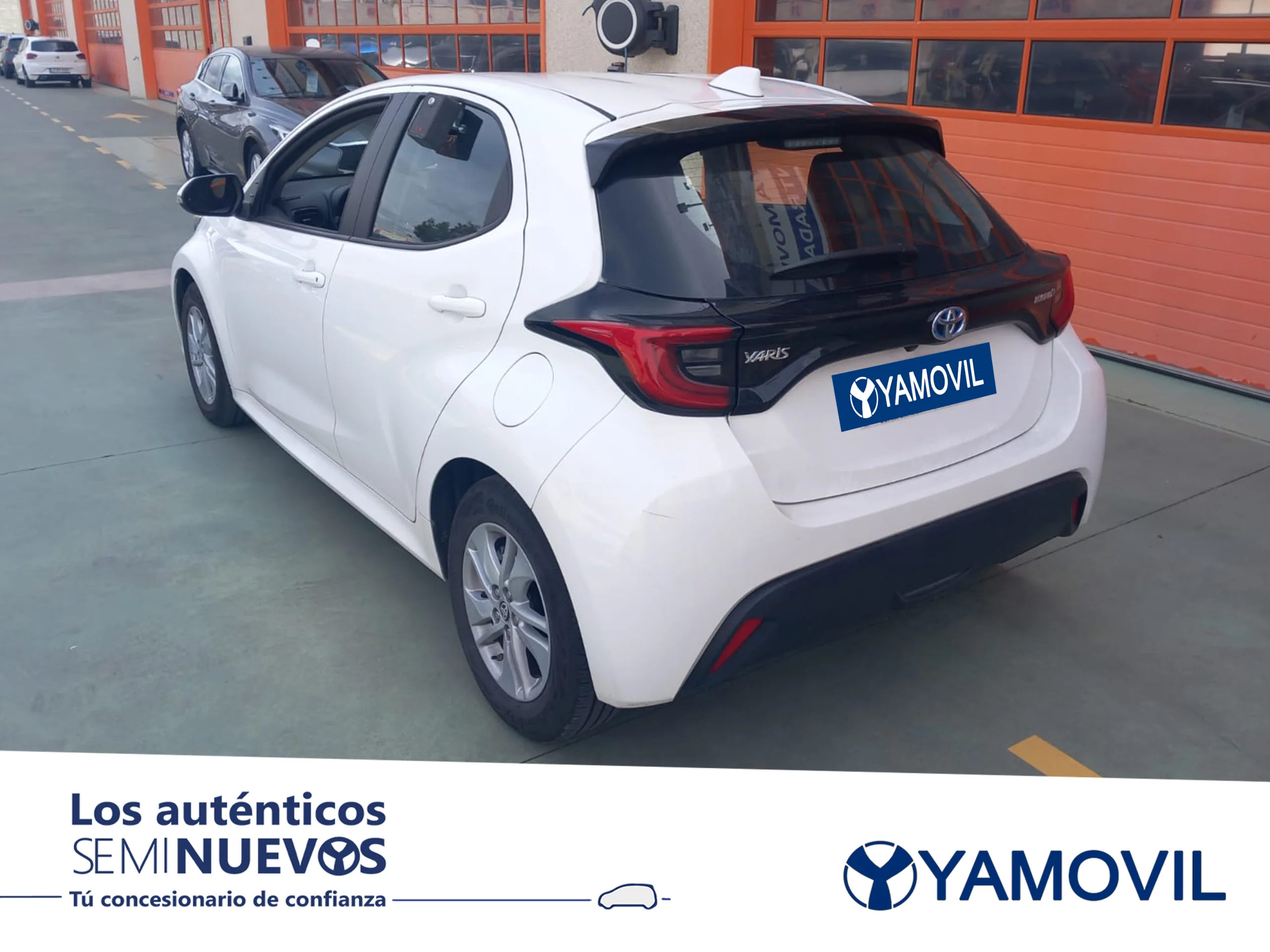 Toyota Yaris 120H Active Tech 85 kW (116 CV) - Foto 4