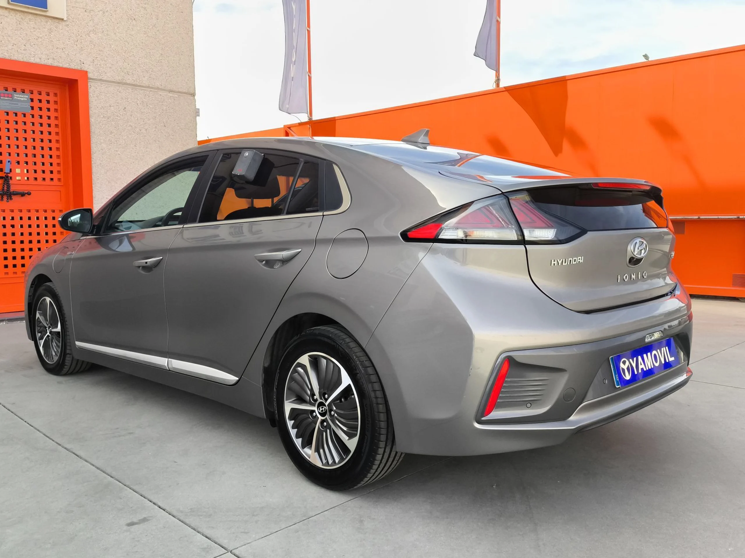 Hyundai IONIQ 1.6 GDI PHEV Tecno DCT 104 kW (141 CV) - Foto 5