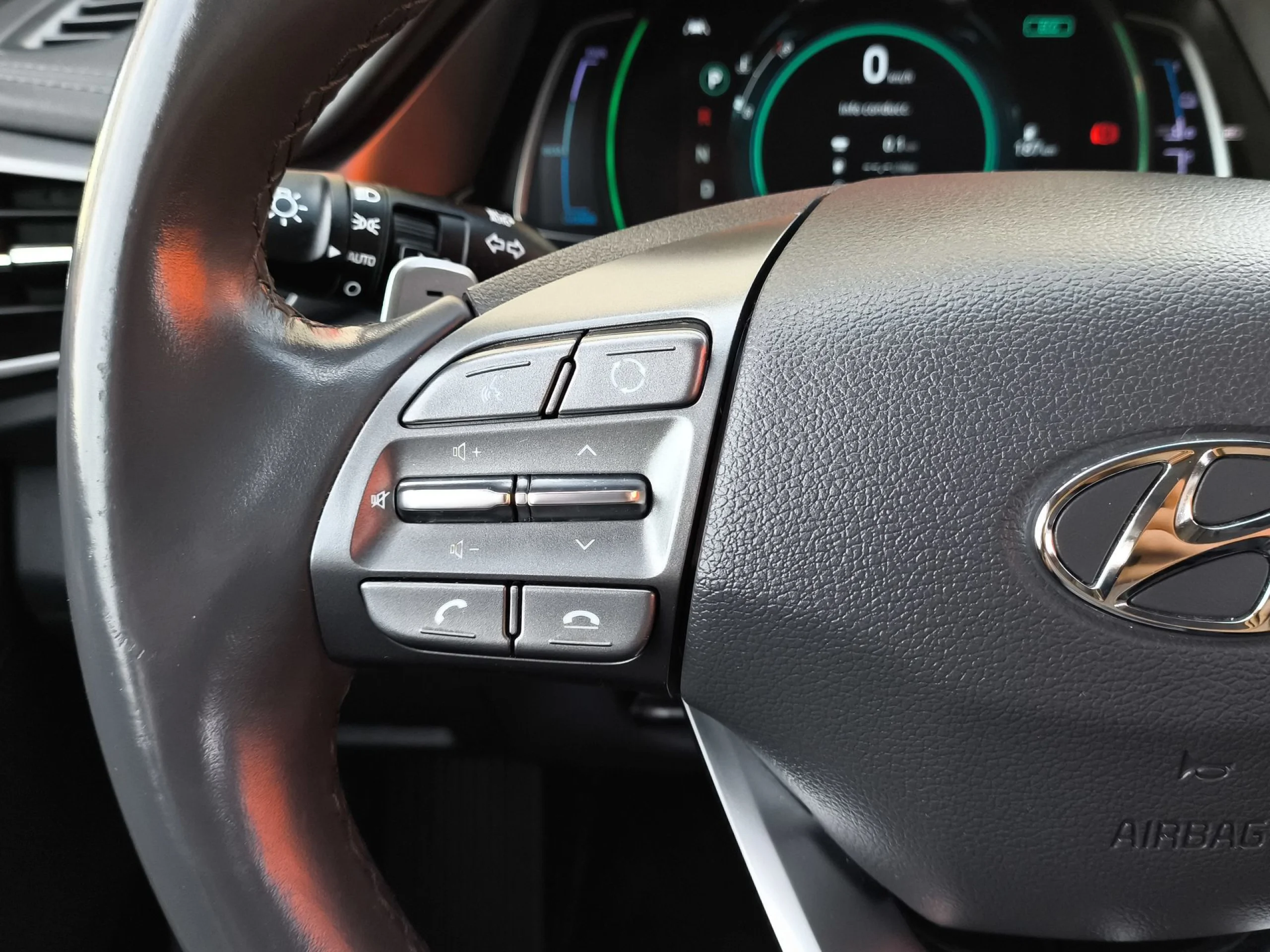 Hyundai IONIQ 1.6 GDI PHEV Tecno DCT 104 kW (141 CV) - Foto 14