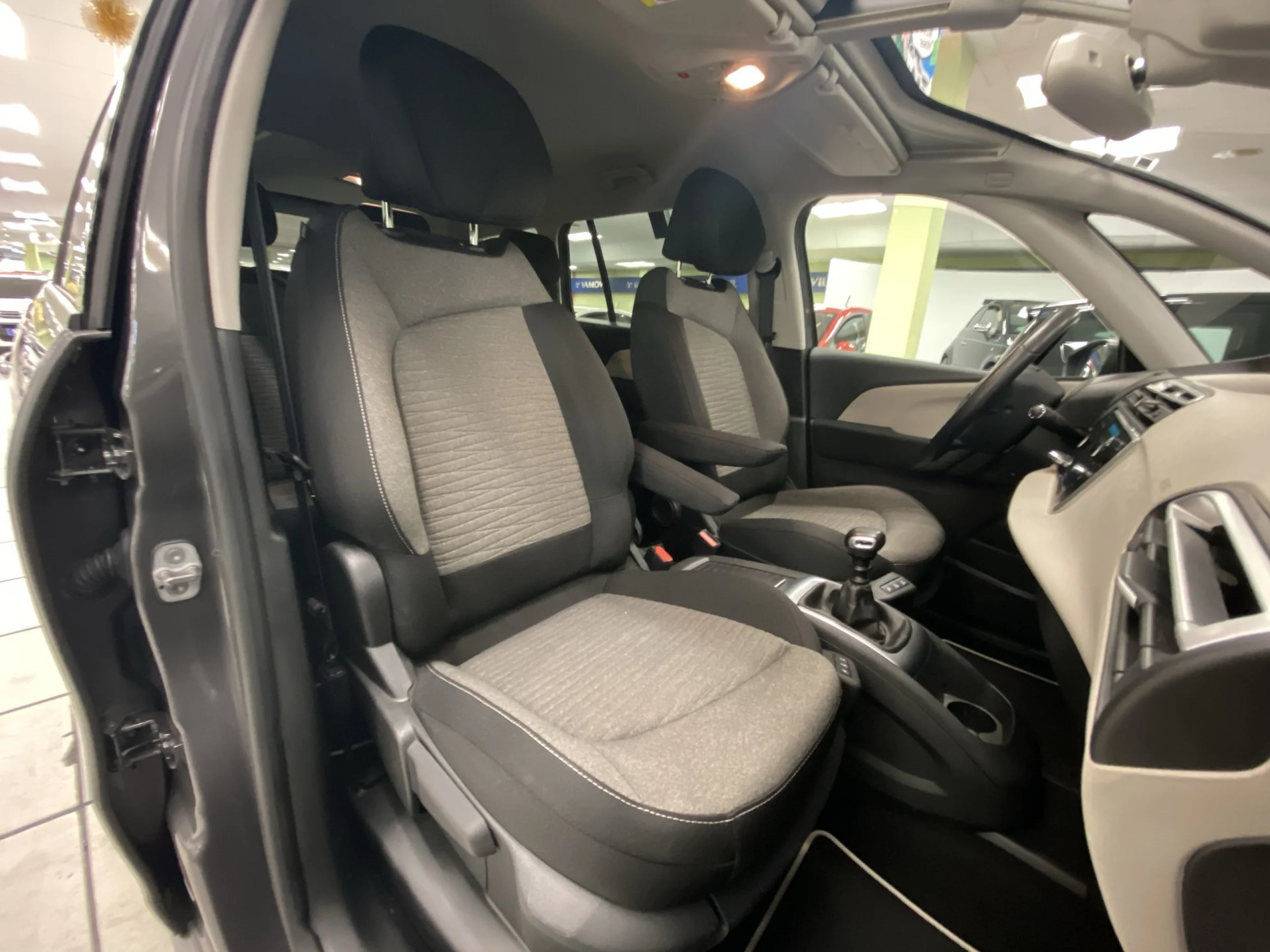 Citroen Grand C4 Spacetourer BlueHDi 130 6v SANDS Origins 96 kW (130 CV) - Foto 22