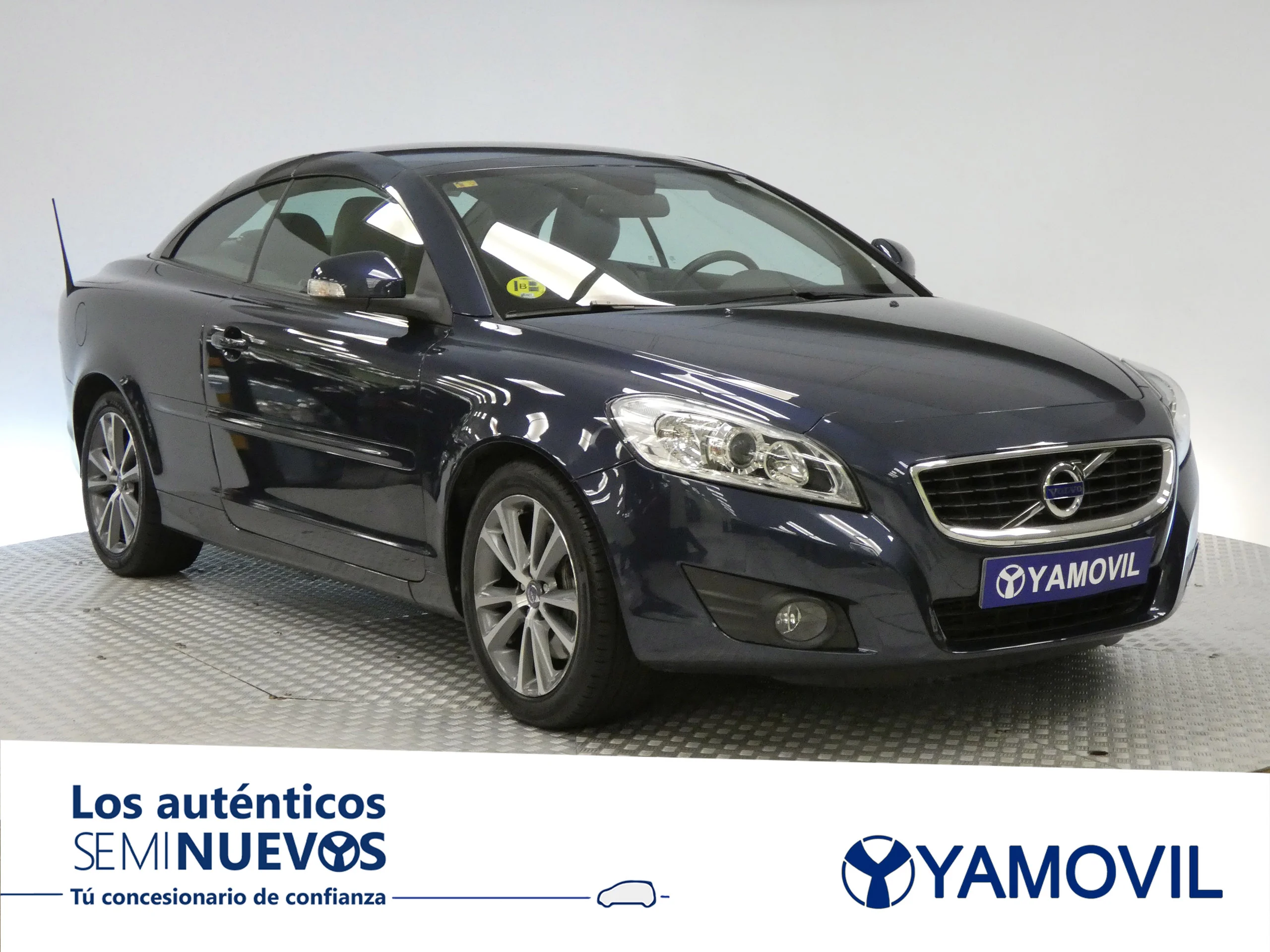Volvo C70 2.0 D3 MOMENTUM AUTO - Foto 2
