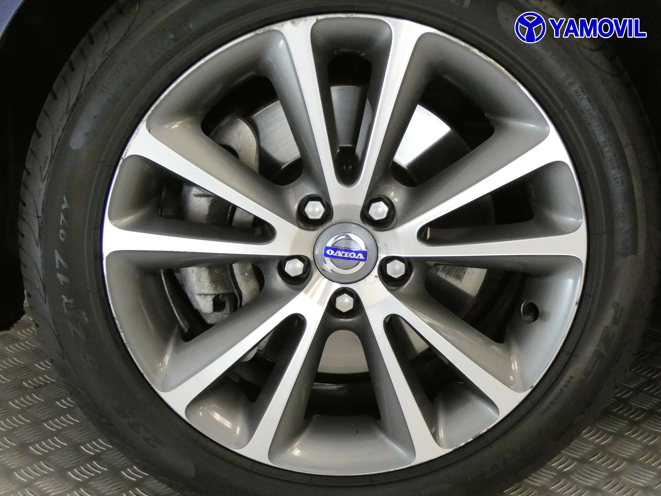Volvo C70 2.0 D3 MOMENTUM AUTO - Foto 13