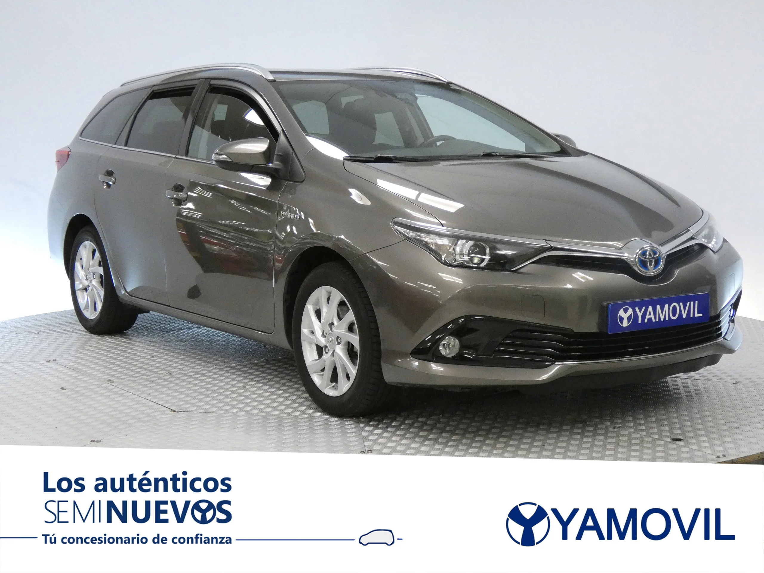 Toyota Auris TOURING 1.8 HYBIRD ACTIVE 5P - Foto 2