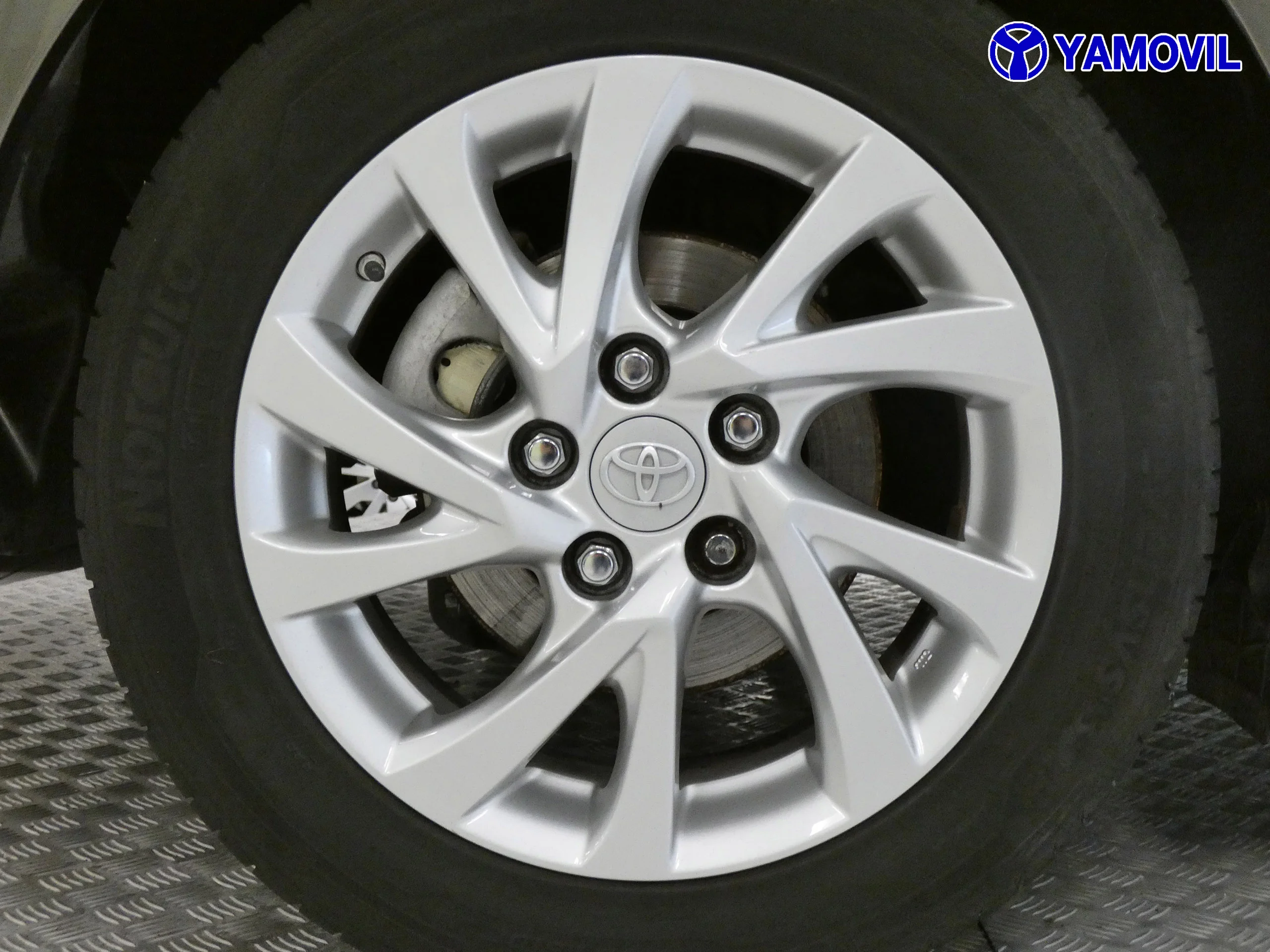 Toyota Auris TOURING 1.8 HYBIRD ACTIVE 5P - Foto 11